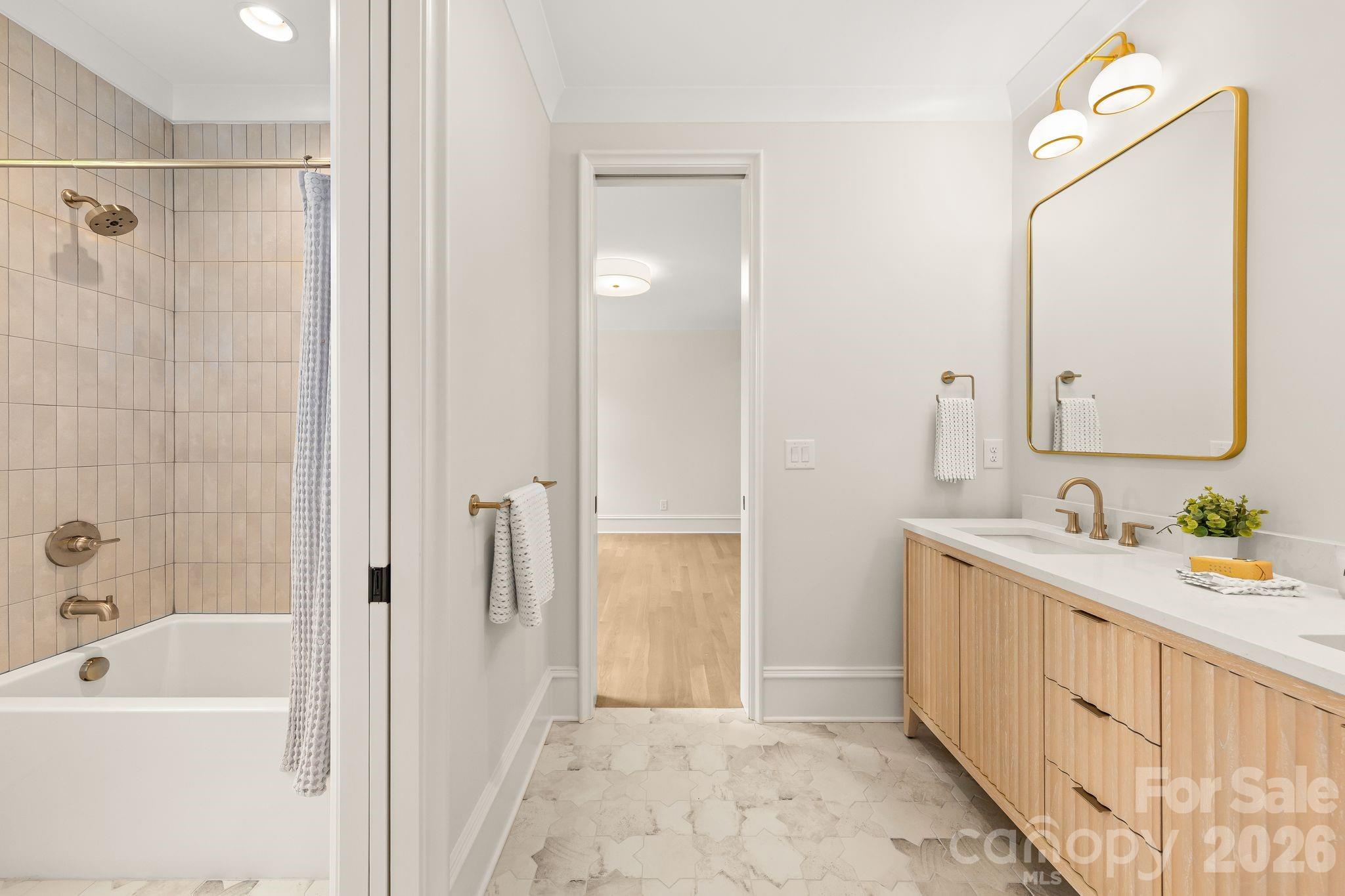 Lansdowne - Residential