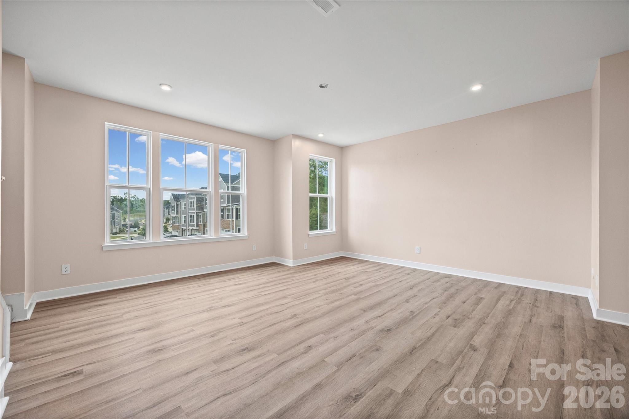 Trinity Townes - Residential