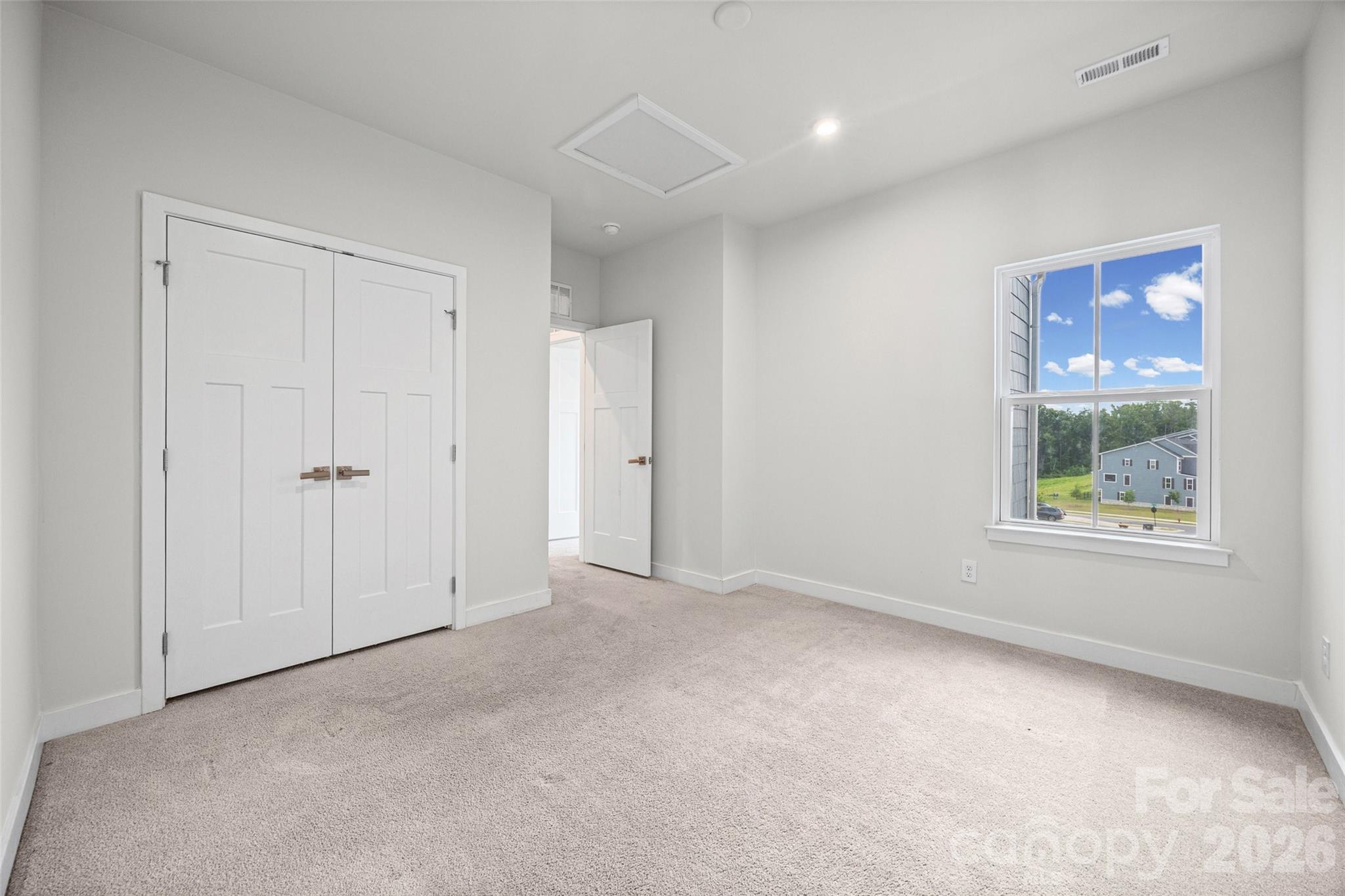 Trinity Townes - Residential