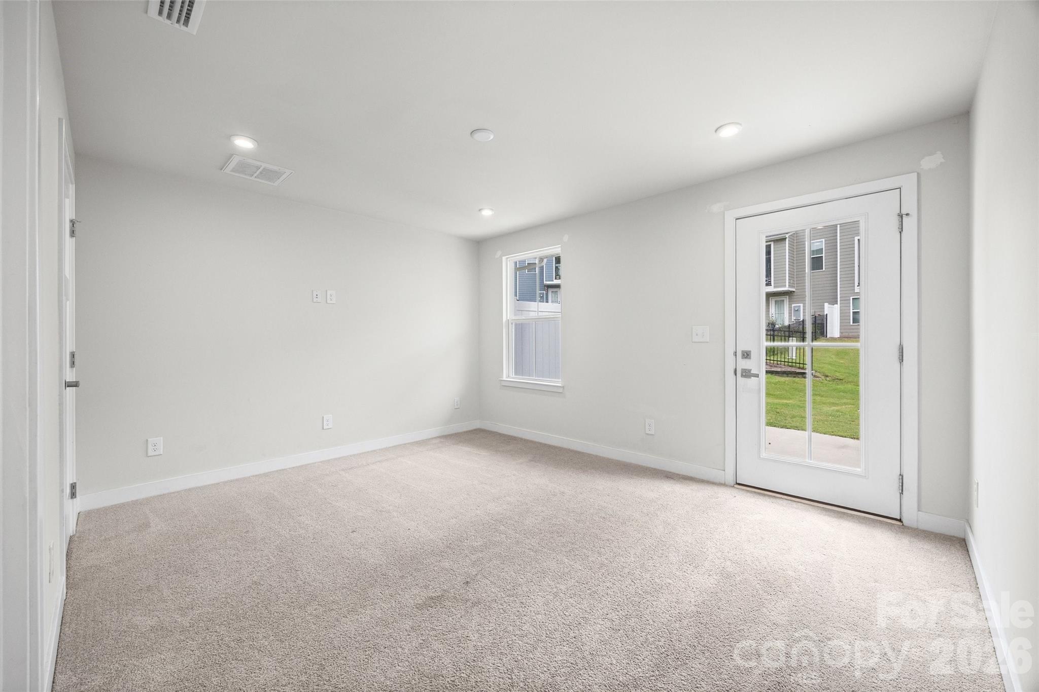 Trinity Townes - Residential