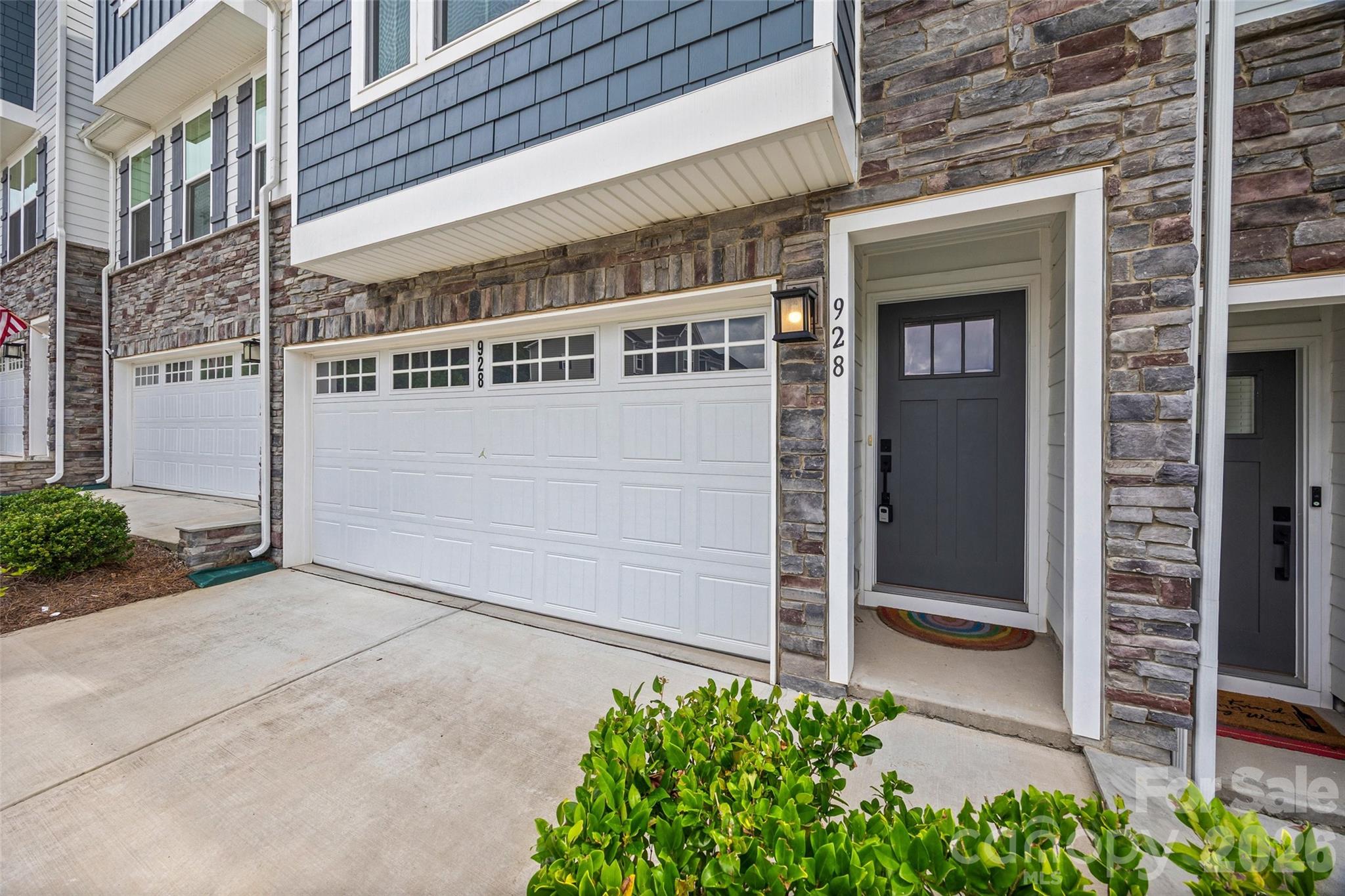 Trinity Townes - Residential