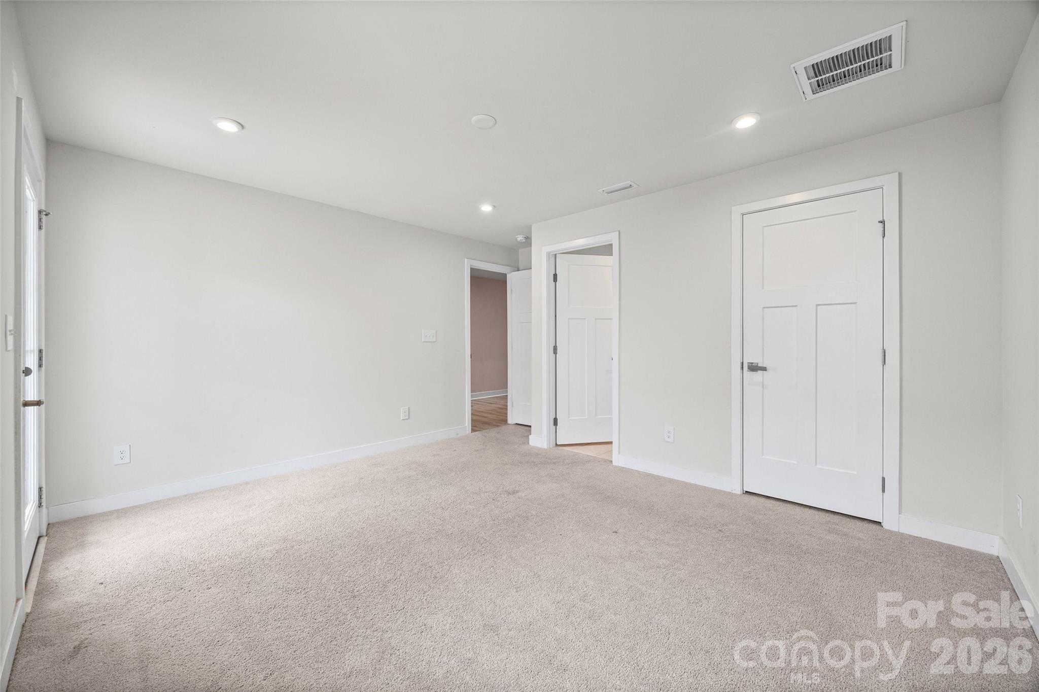 Trinity Townes - Residential