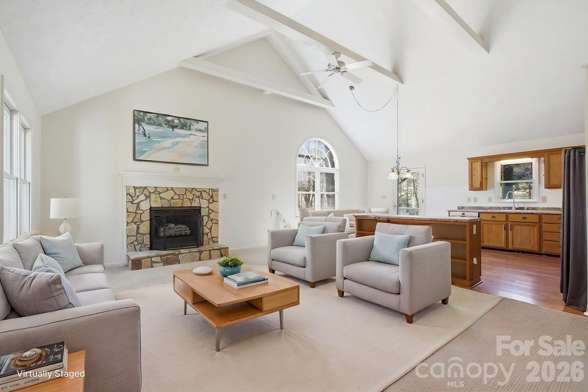 Diamond Pointe - Residential
