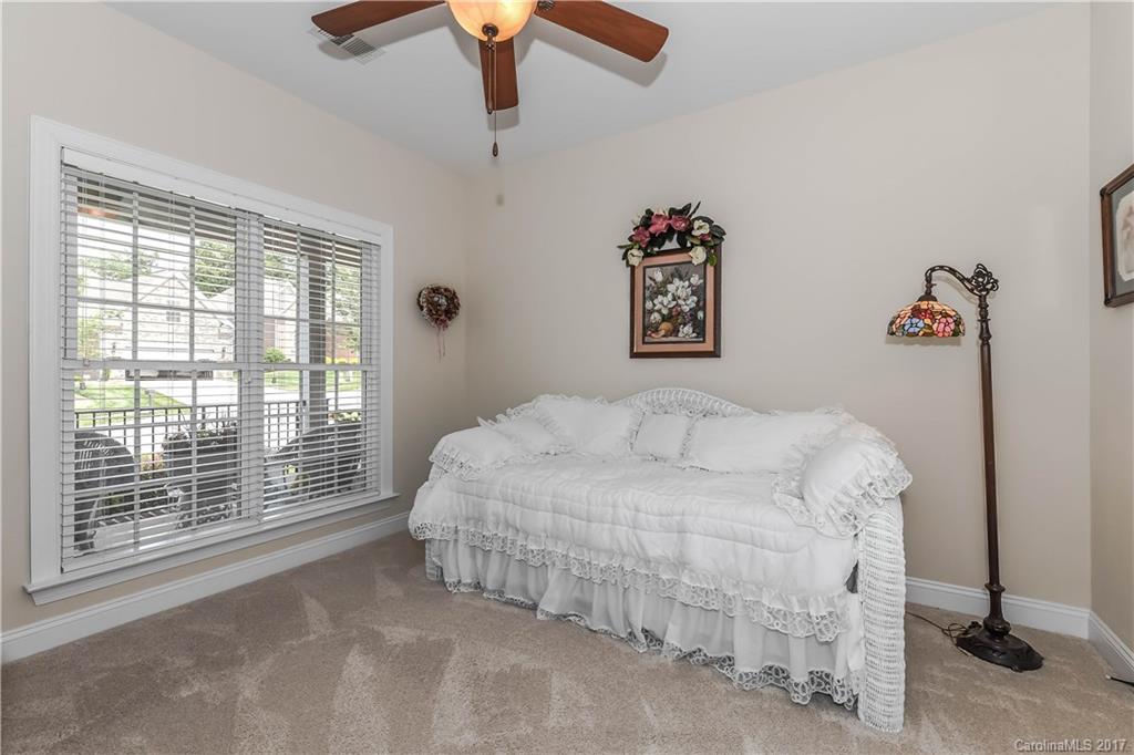 Waterford Glen - Residential