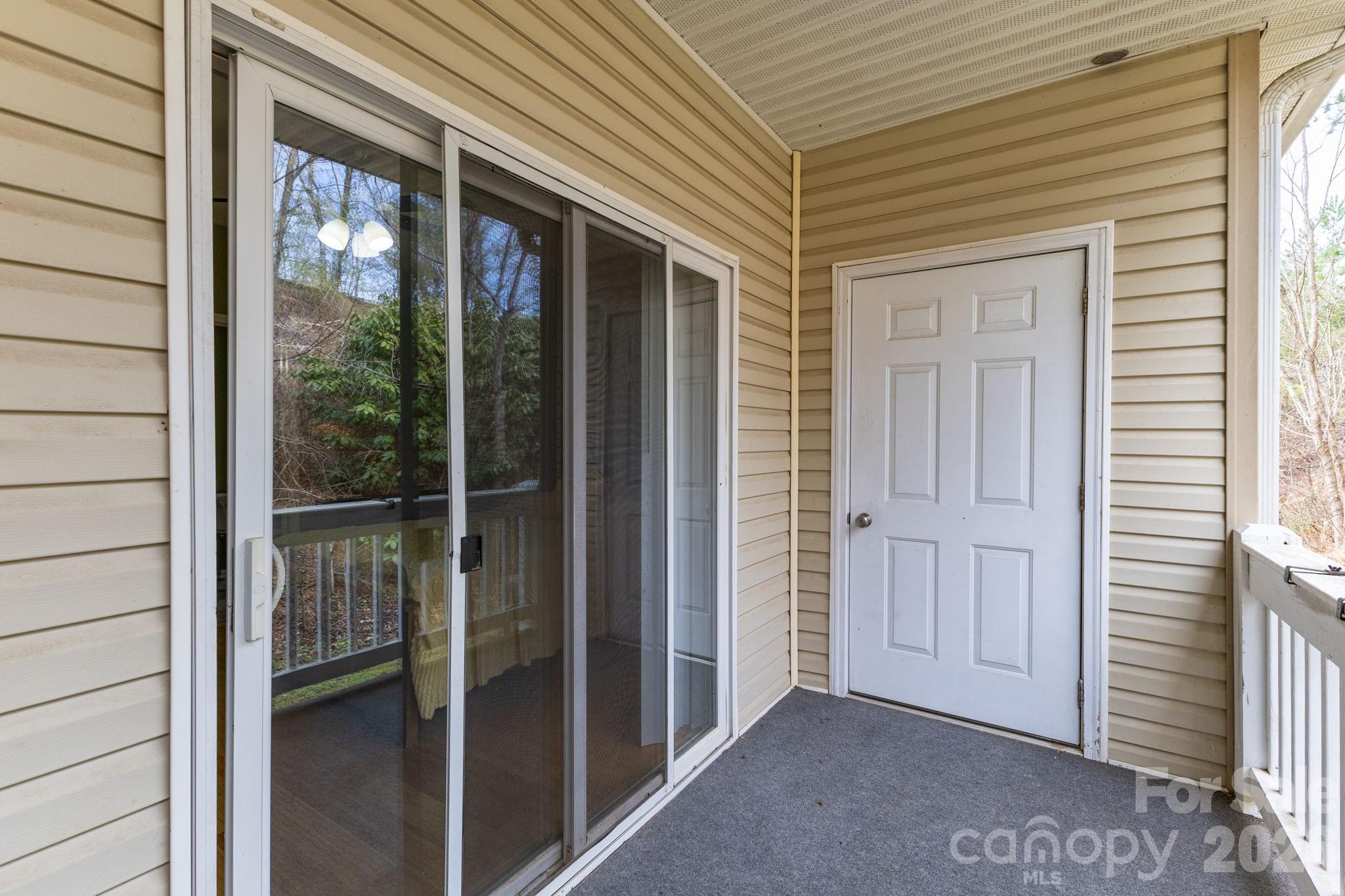 Villas At Cedar Hill - Residential