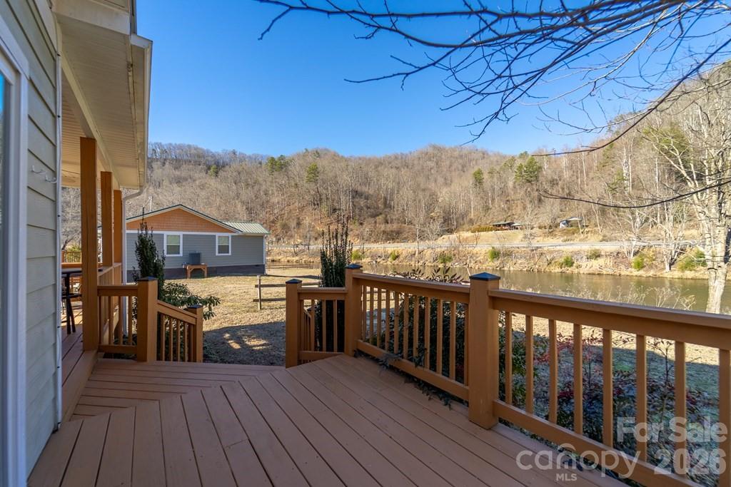 Tuckasegee River Landing - Residential