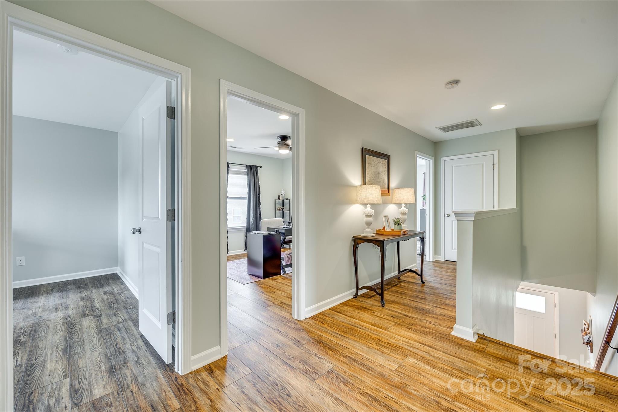 Ellis Pond - Residential