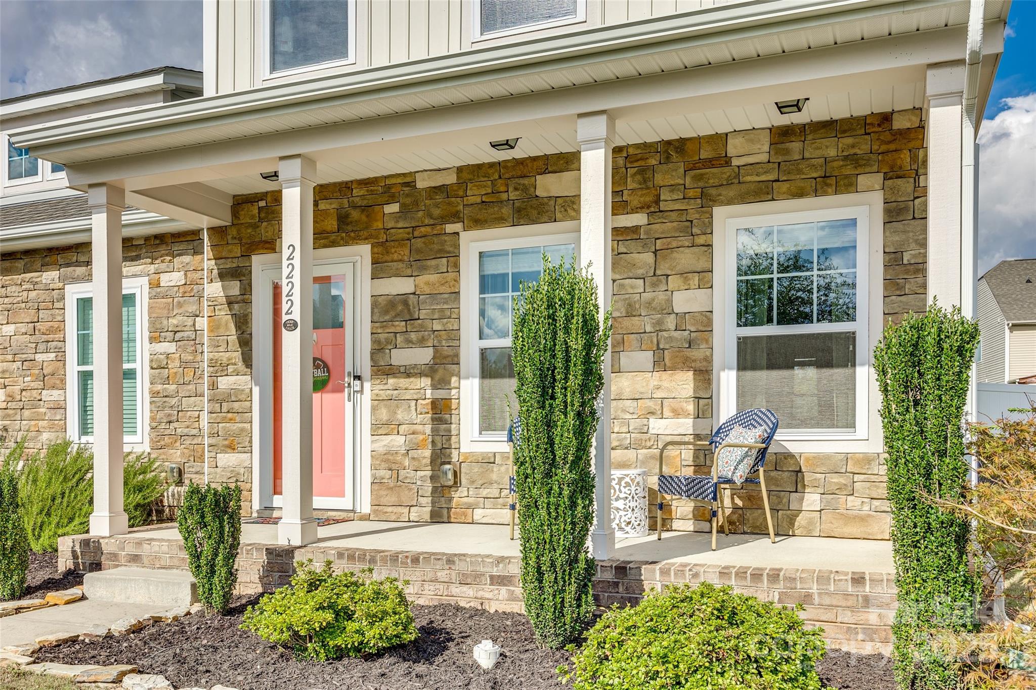Ellis Pond - Residential