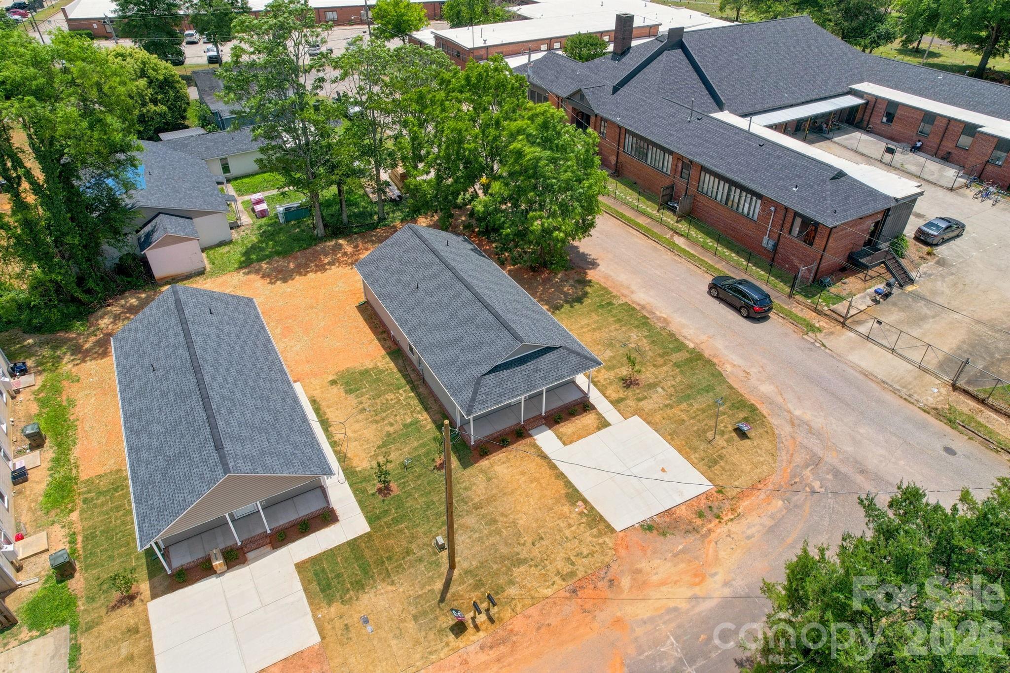 Cedar Oaks - Residential