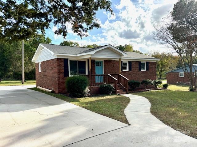 ***REDUCED***Where else can you find a nicely remodeled full brick home on nearly half an acre in a convenient community? NO HOA and within 2 miles to uptown Chester, City Hall, Dining, and more!  This lovely home has an oversized  bathroom with stack unit washer/dryer hookups. The newly installed AC/Heat system will ensure efficient living and comfort. Exterior areas include an enlarged parking OR entertainment patio area off the main Kitchen.  Attached storage room on the back. Many windows replaced, all flooring and cabinets including the Kitchen .  Rocking chair front porch with freshly stained rails and brick steps on both front and back entrances. Very large level back yard would be great for any kind of activities and outdoor living.  Along with the great location of this home is its wonderful family-oriented community.  This home qualifies for many home loan options.