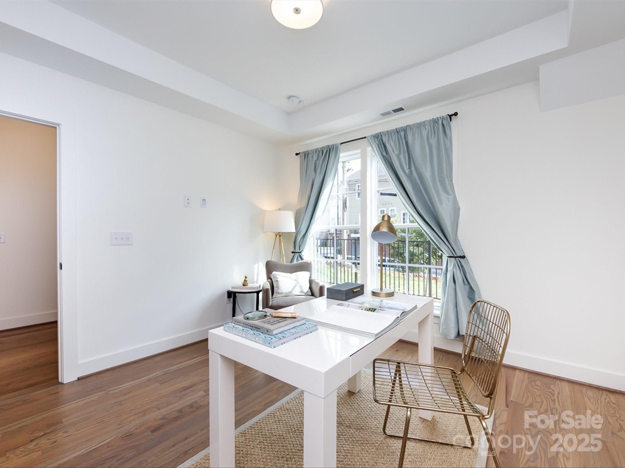 Elizabeth - Residential