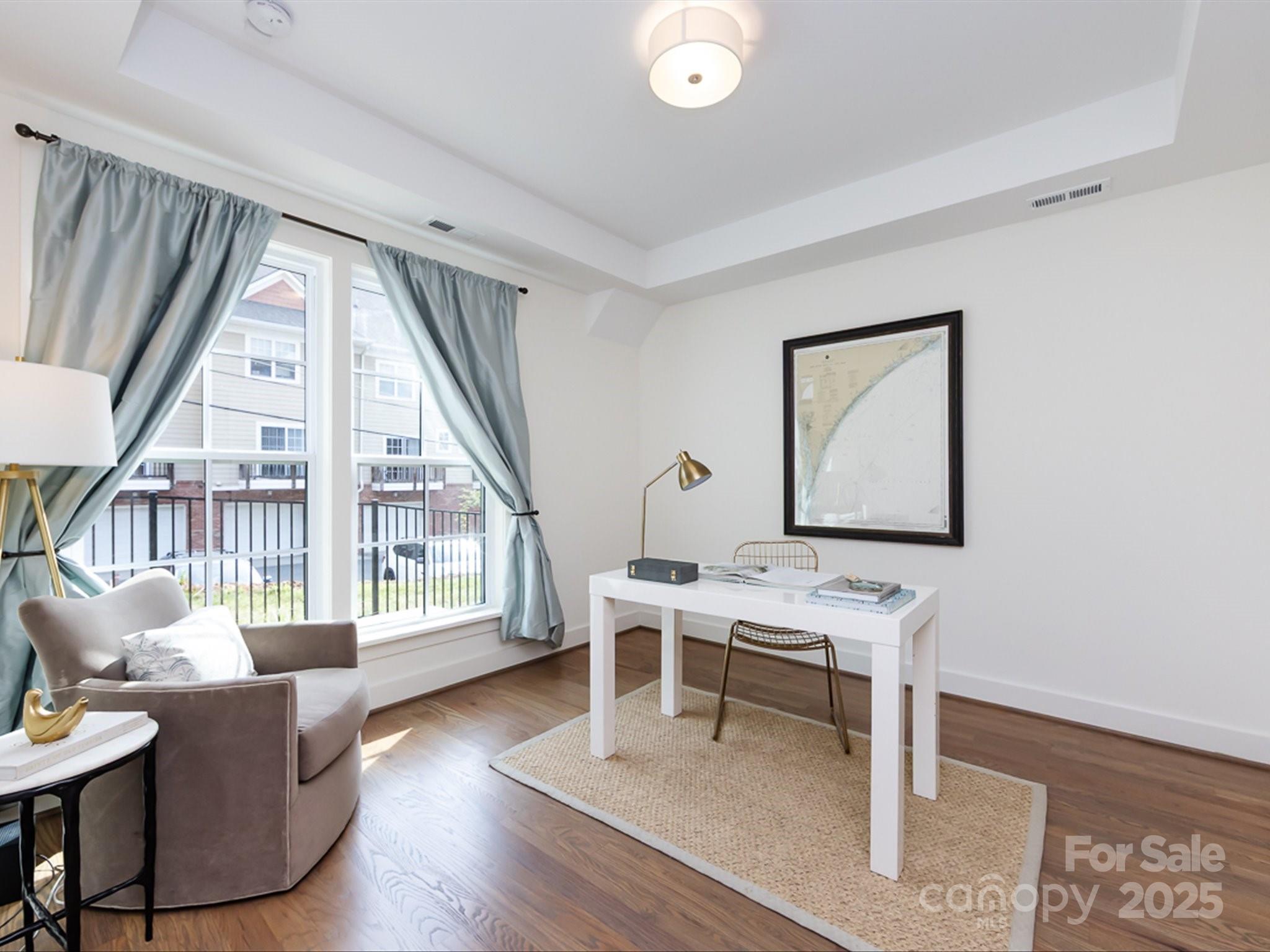 Elizabeth - Residential