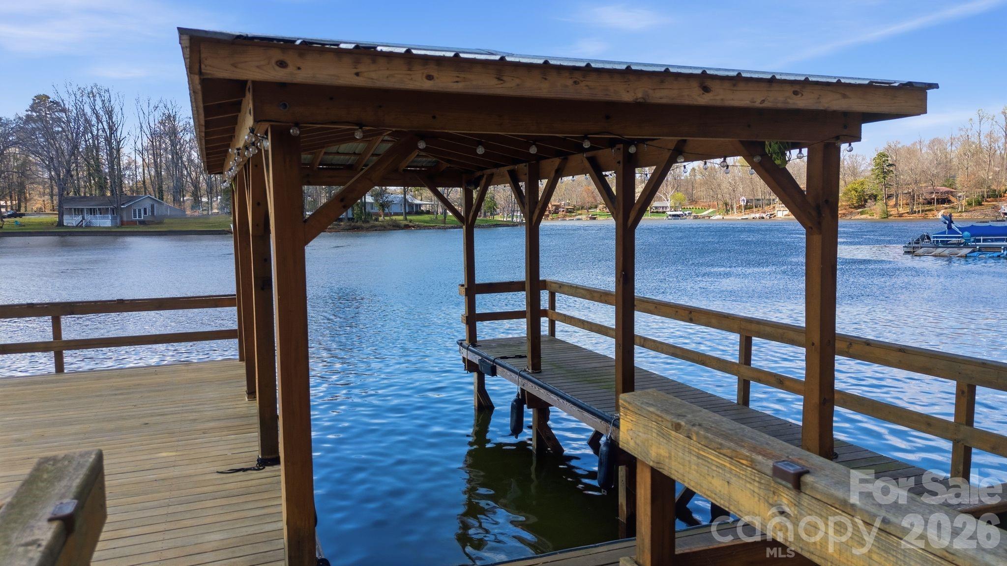 Old Mountain Harbor - Residential