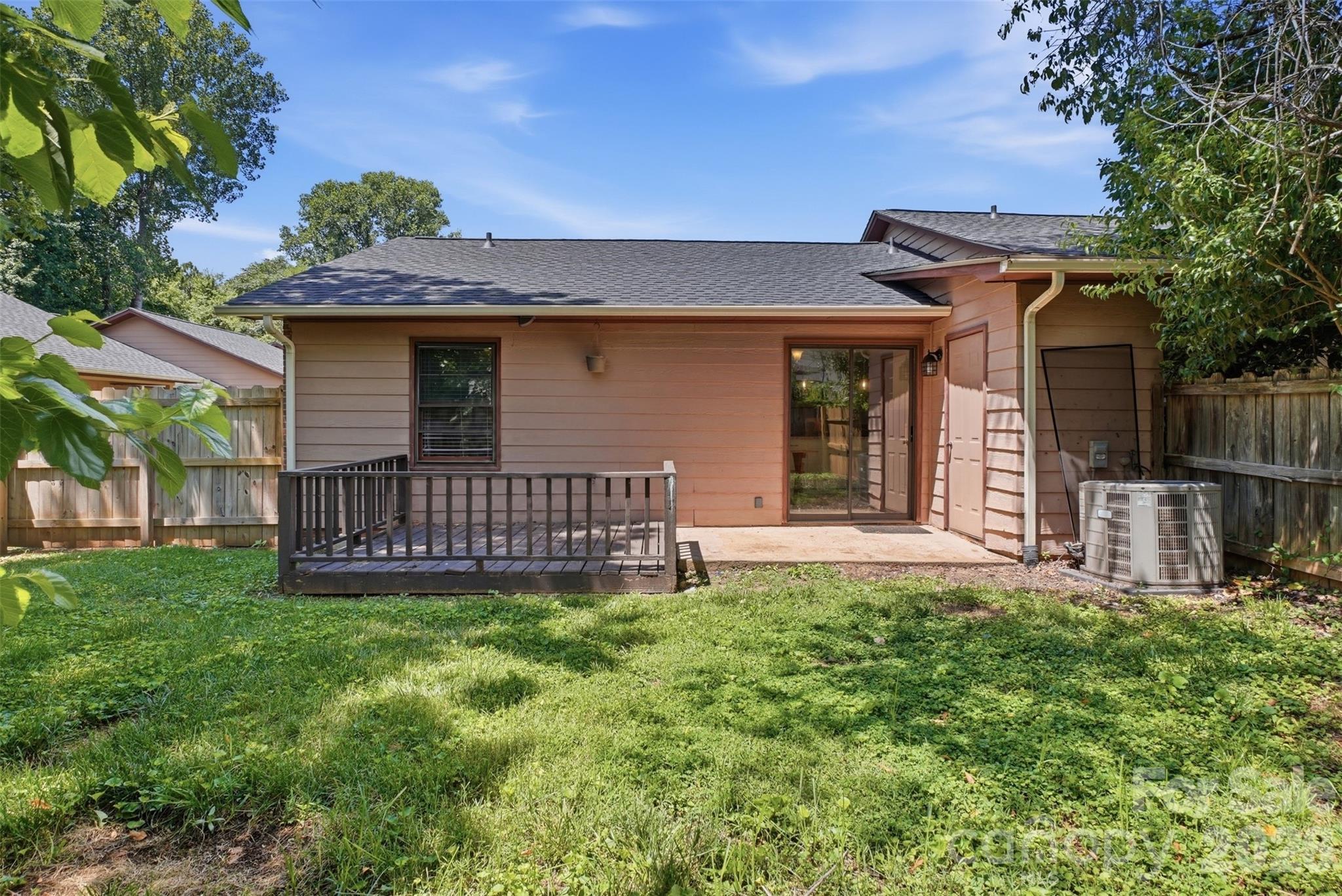 Parkwood Villas - Residential