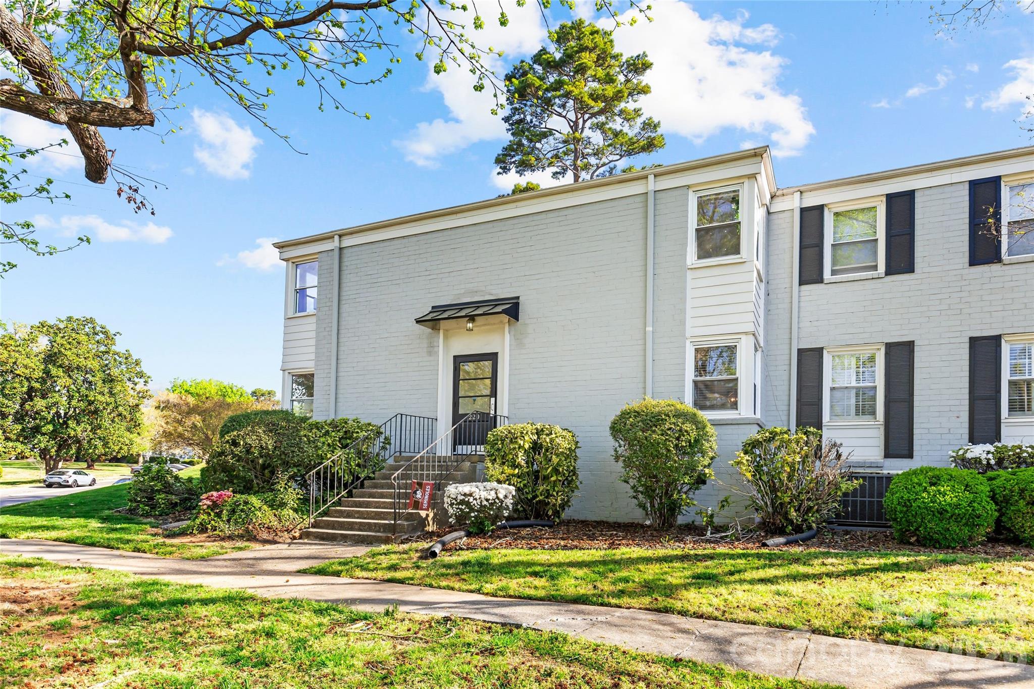 Myers Park - Residential