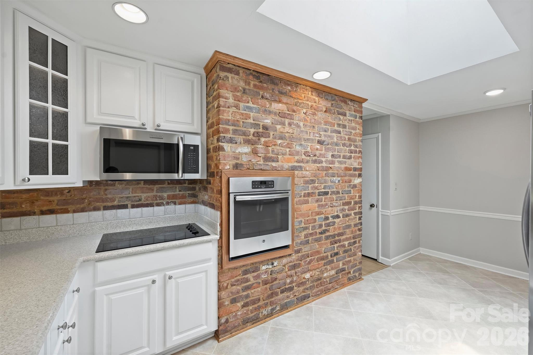 Beverly Woods - Residential