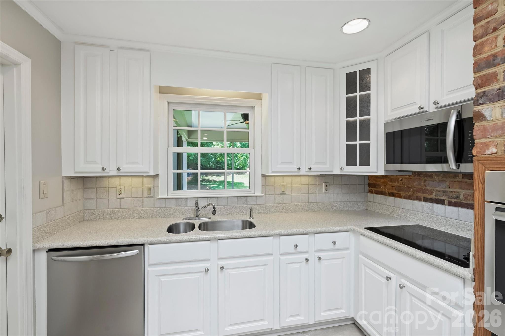 Beverly Woods - Residential