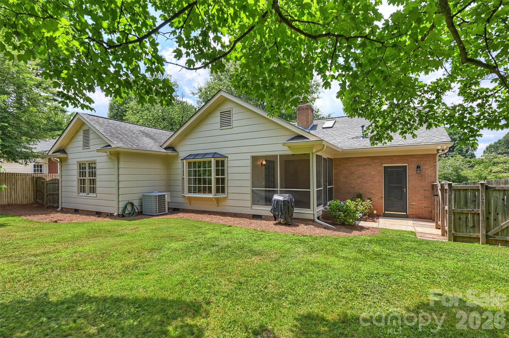 Beverly Woods - Residential