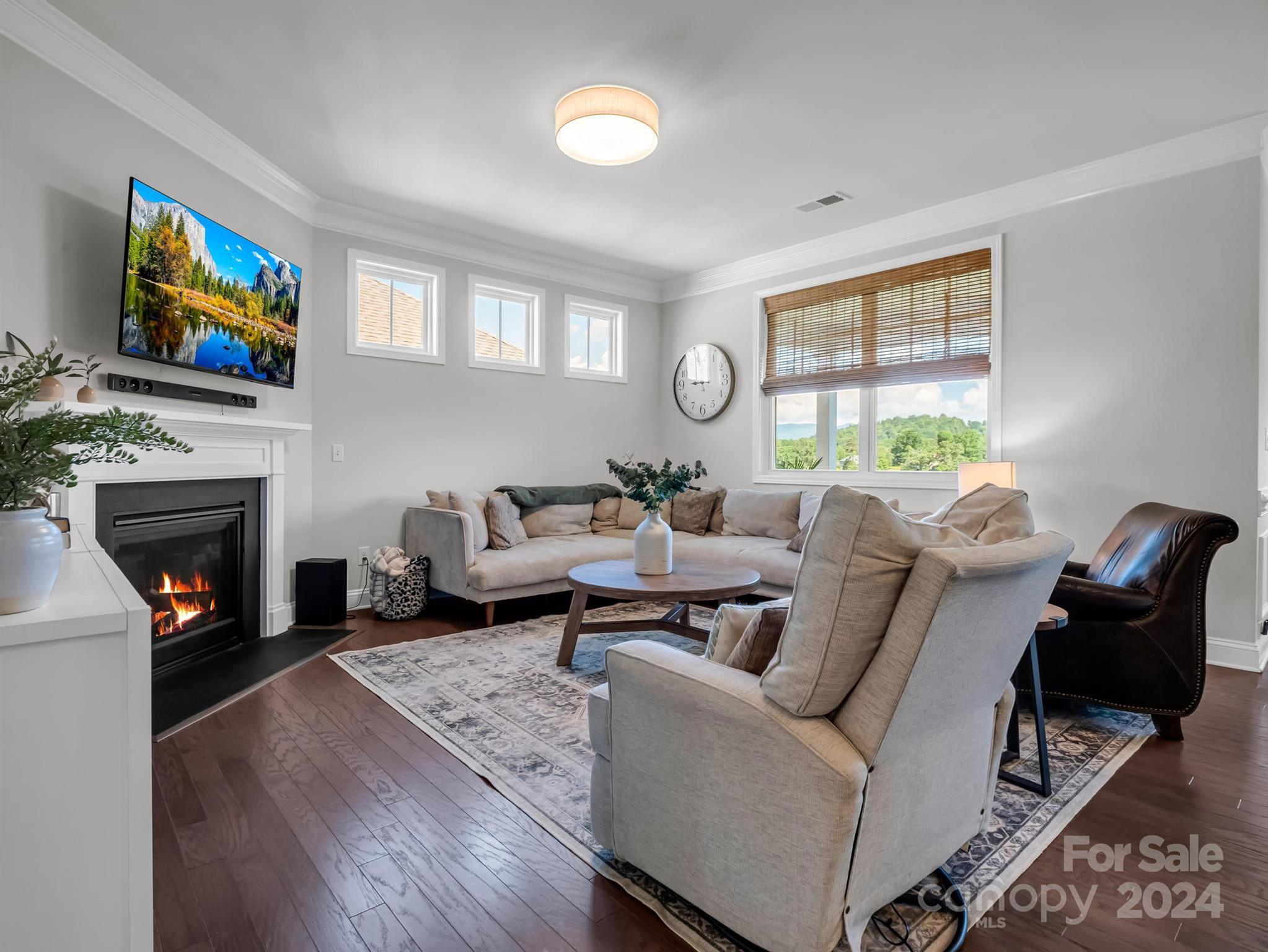 The Views at Rose Hill - Residential