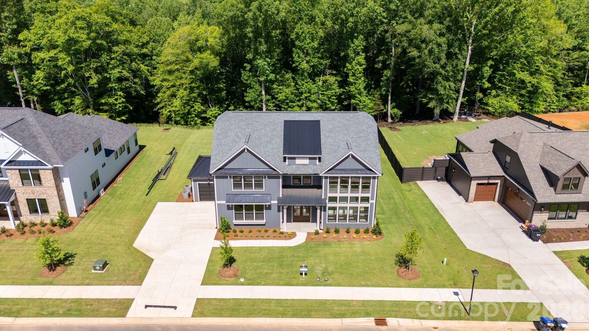The Bluffs at Wesley Chapel - Residential