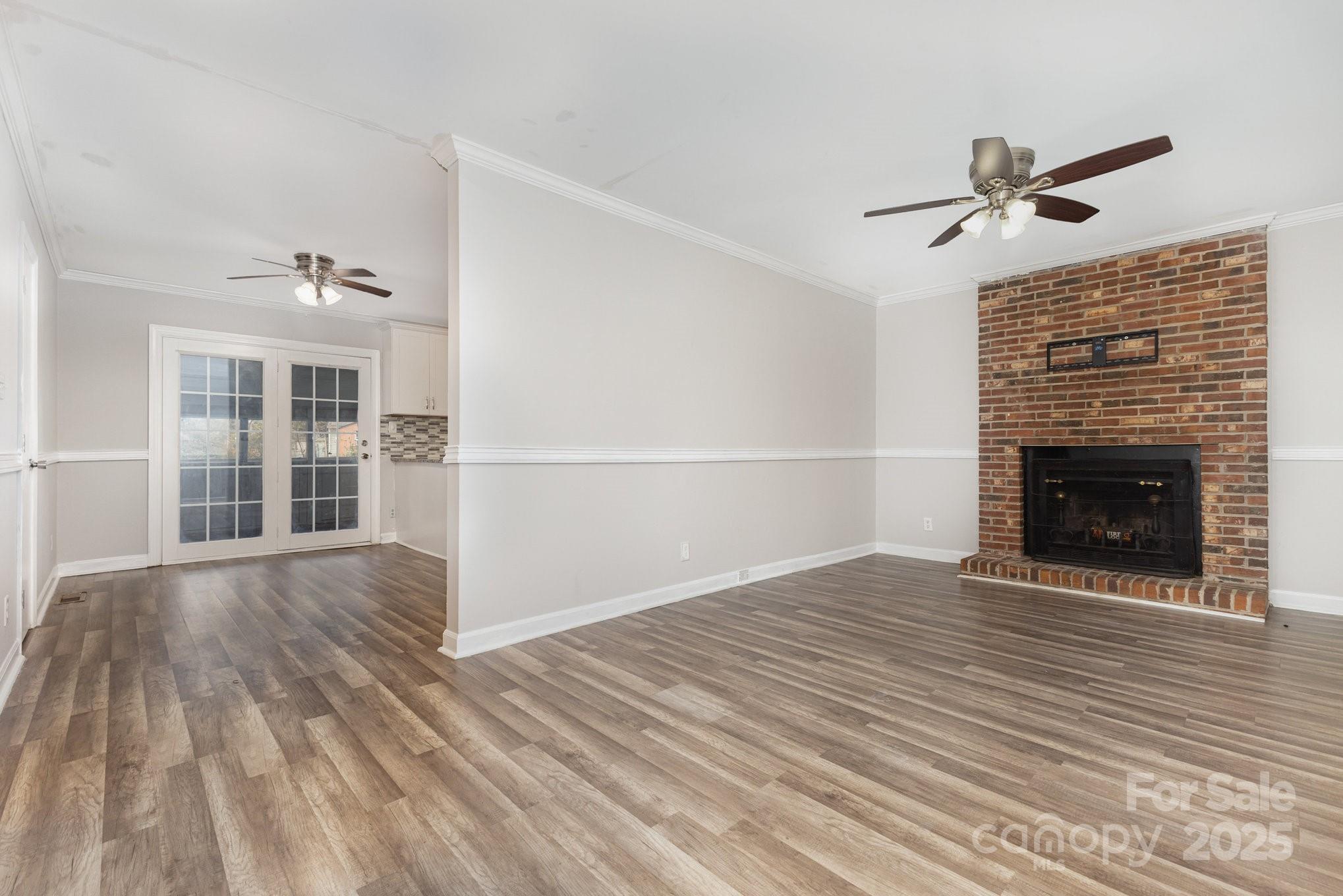 Old Oaks - Residential