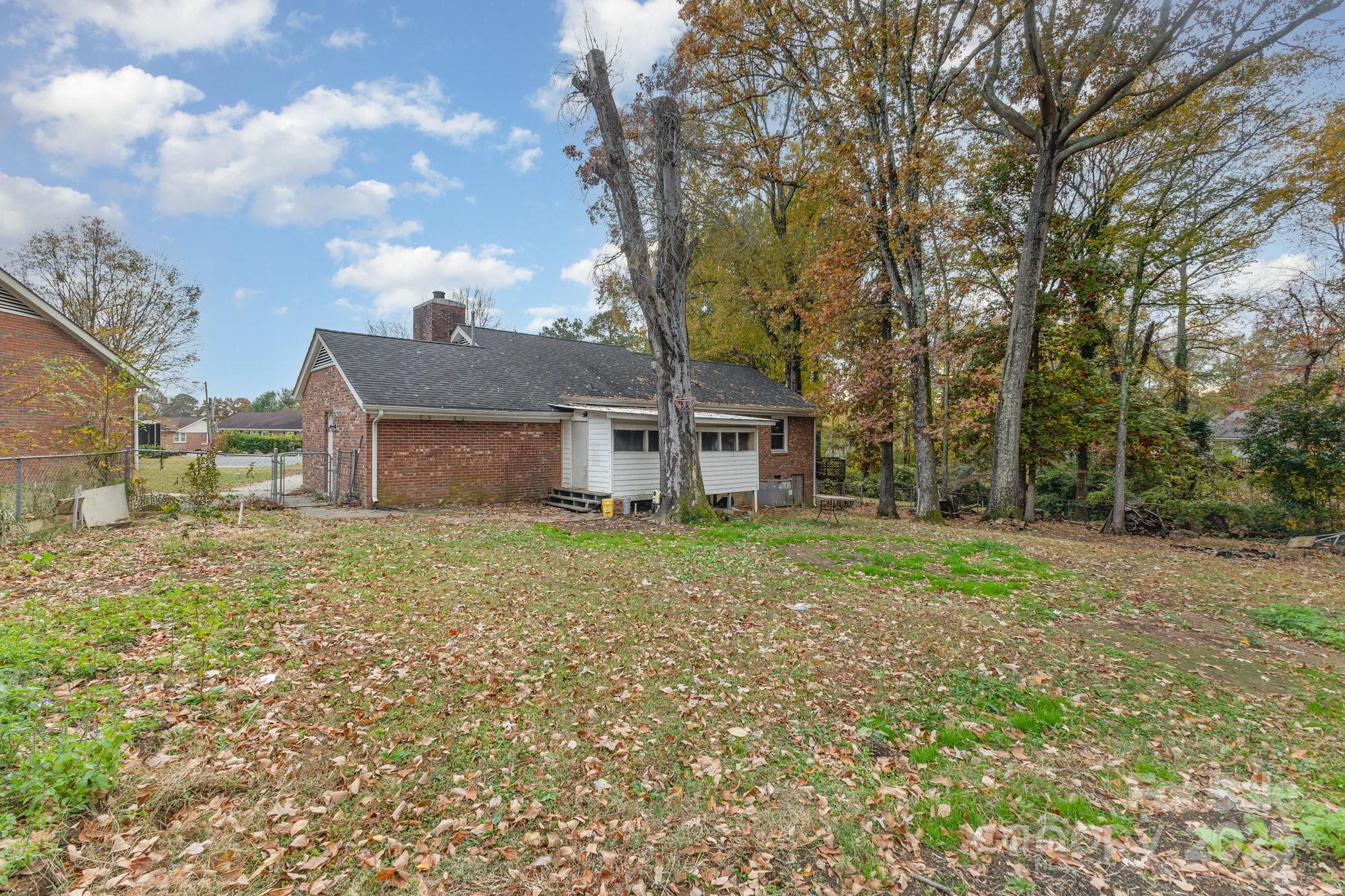 Old Oaks - Residential