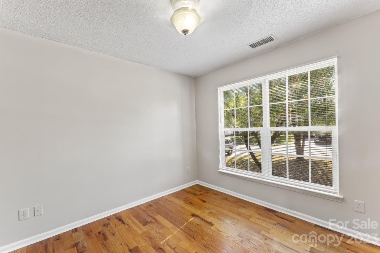 Meadowbrook - Residential