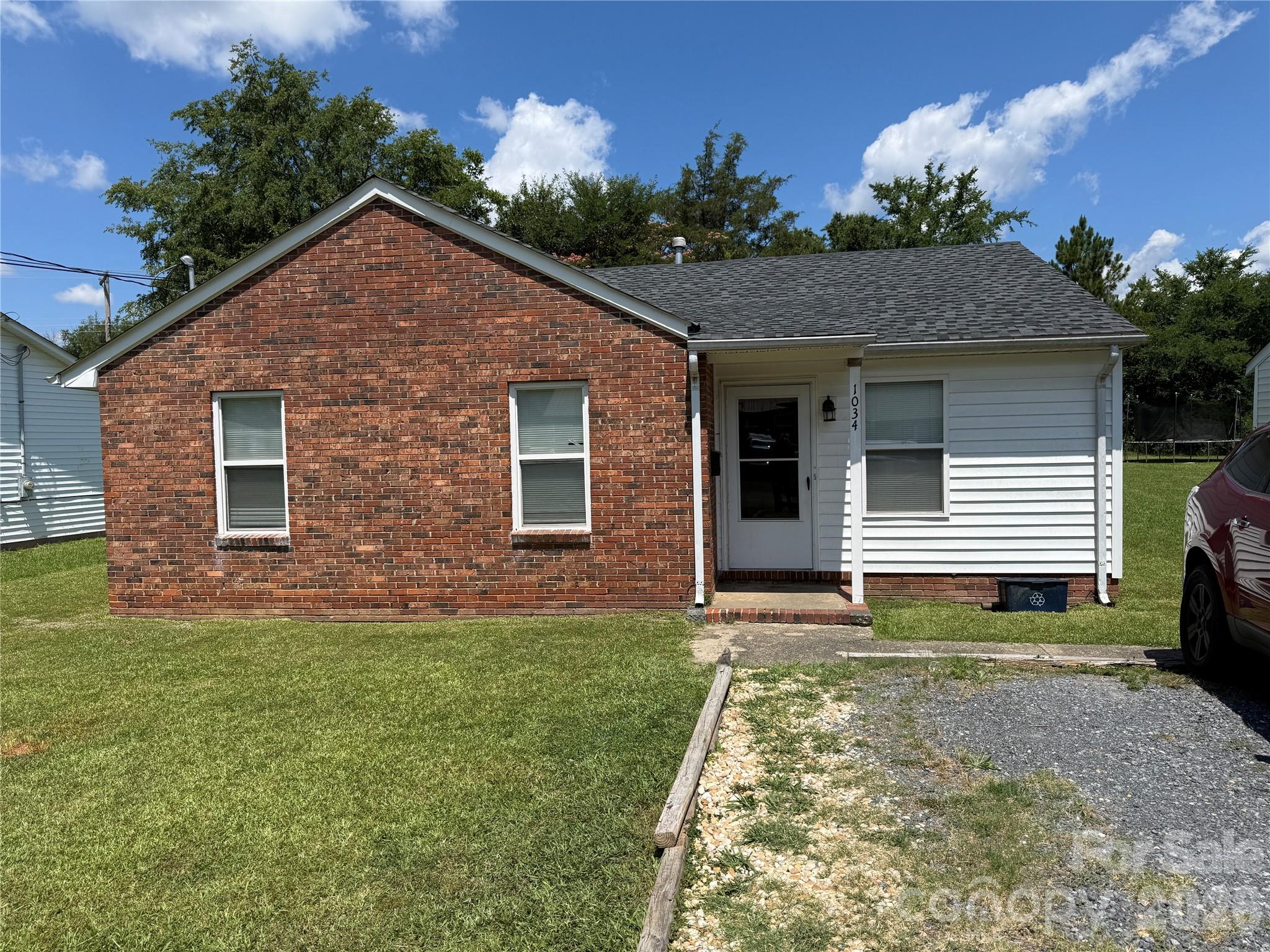 All Information is deemed accurate but not guaranteed and should be verified buy the user.  
Don't miss this excellent investment opportunity at 1034 Martin Avenue! This well-maintained 3-bedroom, 1-bathroom home is tenant-occupied and currently generating rental income, making it an ideal addition to your investment portfolio.  Conveniently located just minutes from Downtown Rock Hill, this property offers easy access to shopping, dining, entertainment, schools, and major roadways. Its desirable location continues to attract long-term rental demand, providing investors with excellent income potential.
Whether you're looking to expand your portfolio or purchase your first investment property, this turnkey rental is ready to start producing income from day one.  To schedule a showing, please call agent as there is a tenant in place