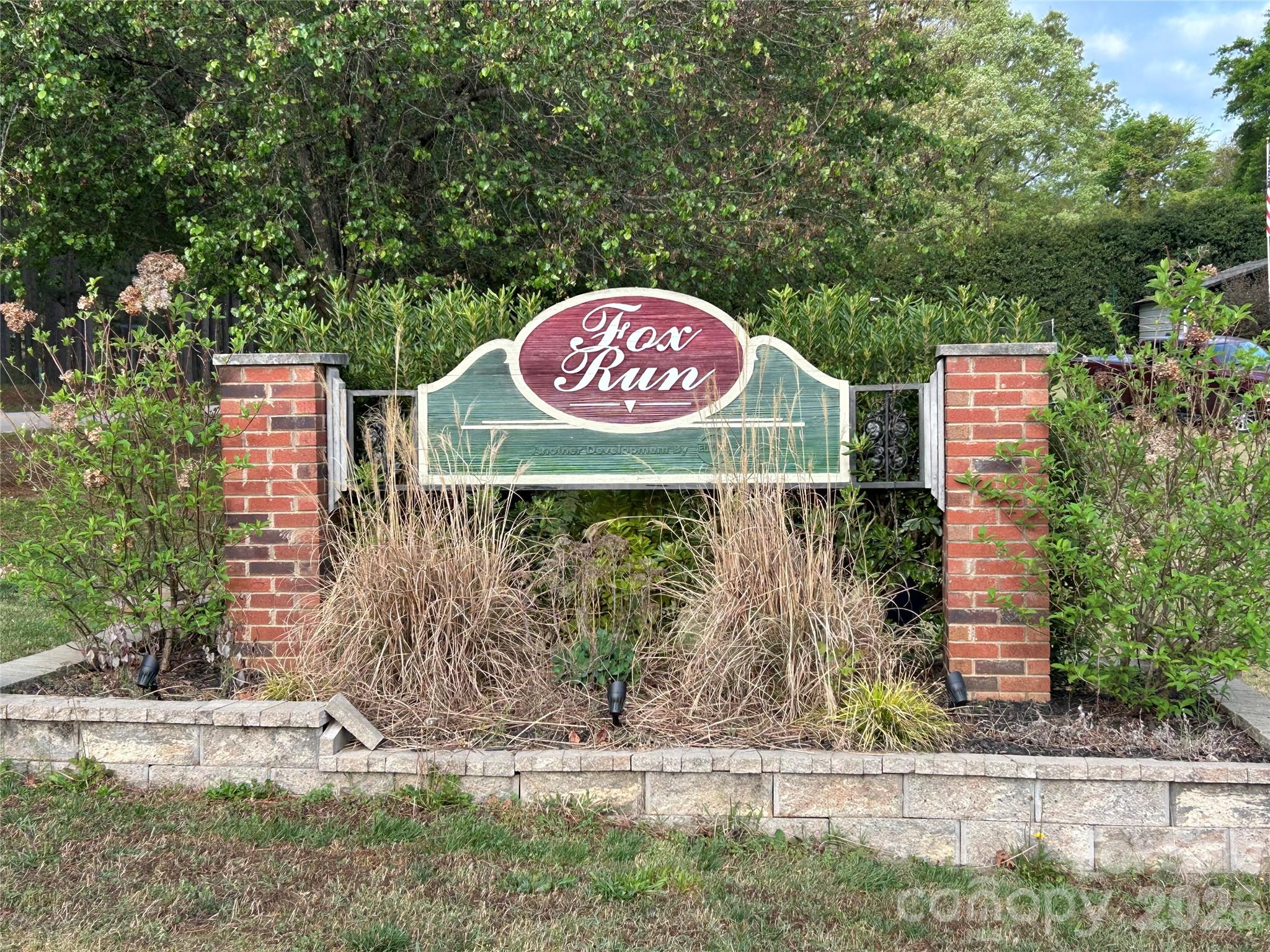 Fox Run - Land