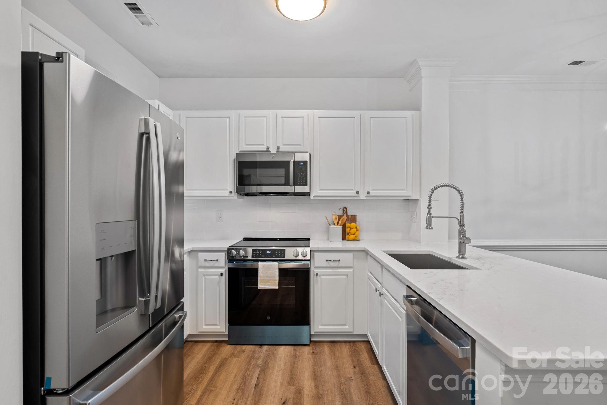 Davidson Gateway Townhomes - Residential