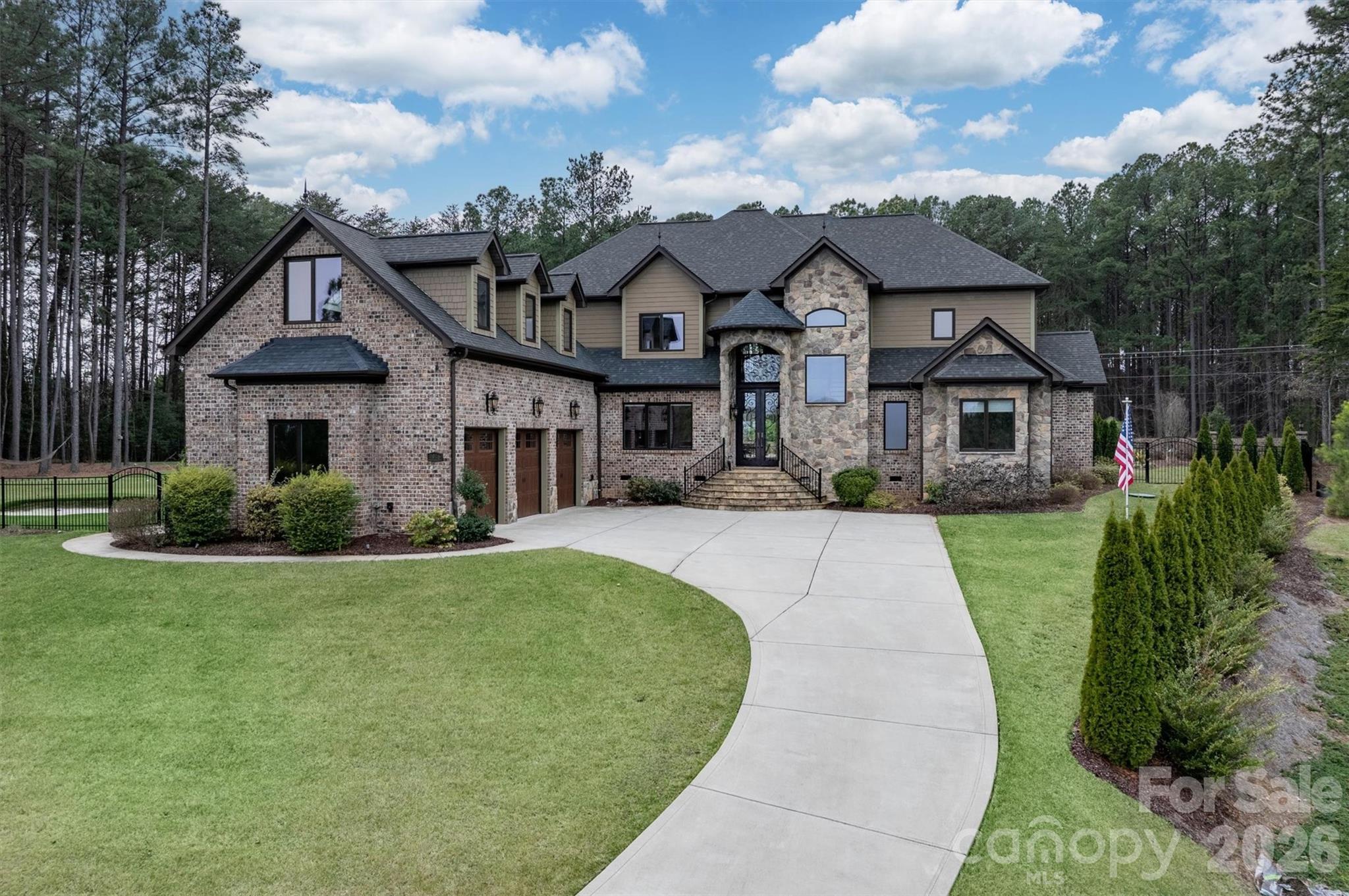 Norman Pointe - Residential
