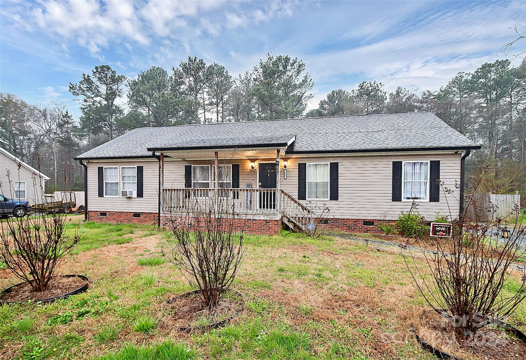 It's getting harder and harder to find move-in ready properties for less than $300k in the area! Don't miss out on your opportunity! Sitting on just over a 1/4 acre of land with no HOA, this could be the gem you're looking for! Brand new roof installed 2024. 3 bedrooms, 2 full baths  with 1600 square feet of living space for you to enjoy and make your home right here in Rock Hill SC.