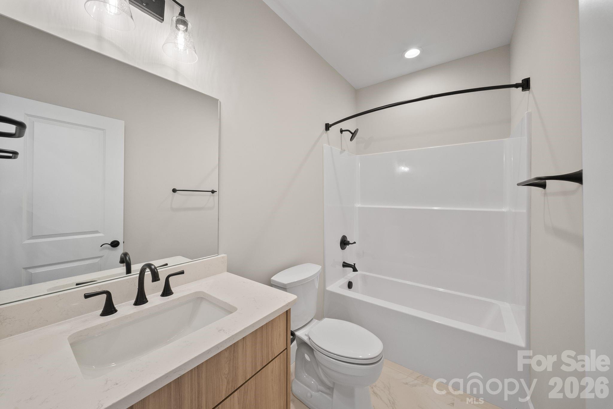 Villas at Pinecroft - Residential