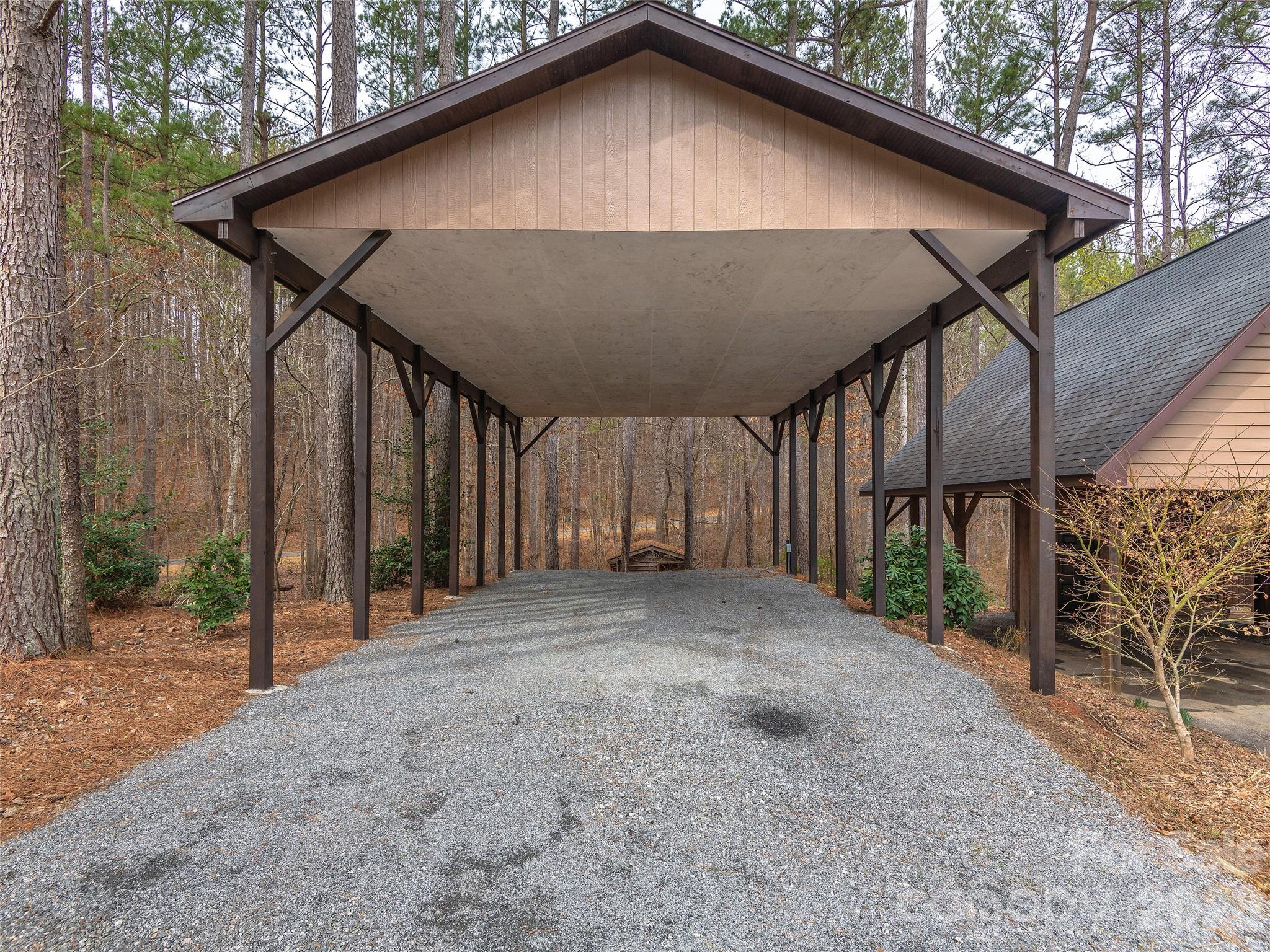 Lake Adger - Residential