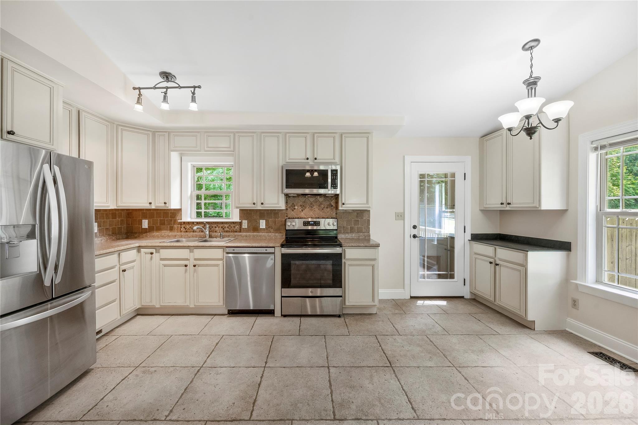 Olde Farm - Residential