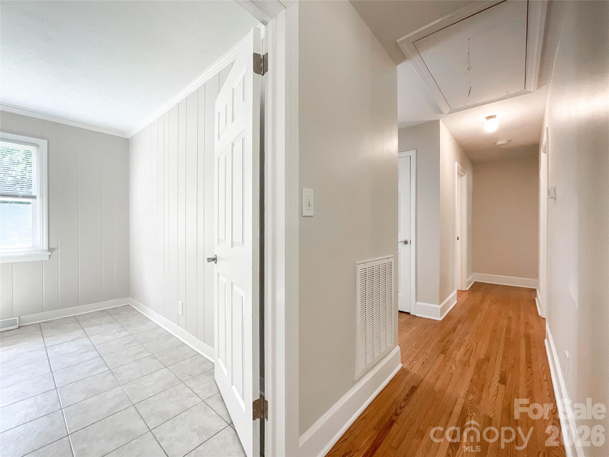hickory grove - Residential