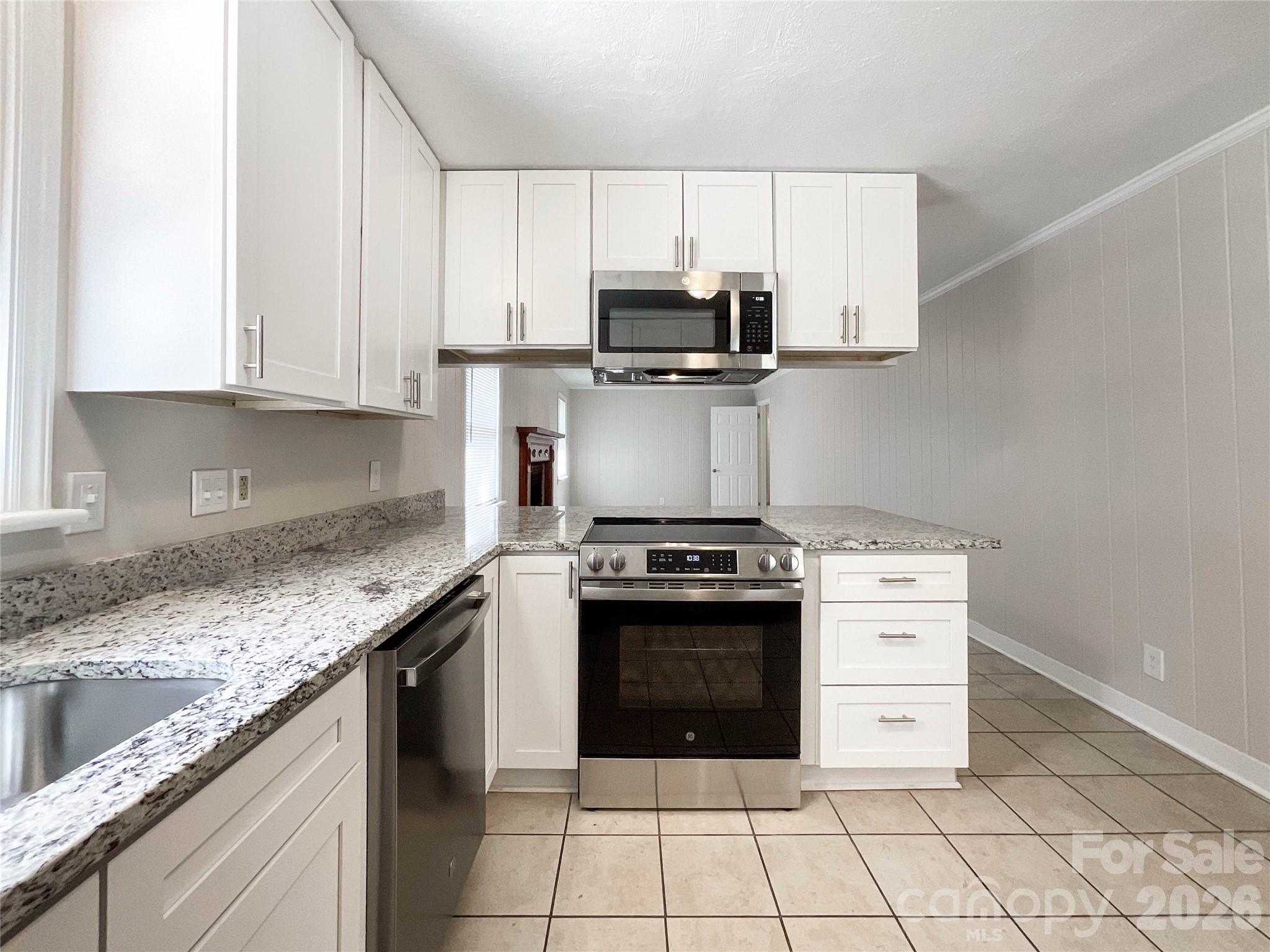 hickory grove - Residential