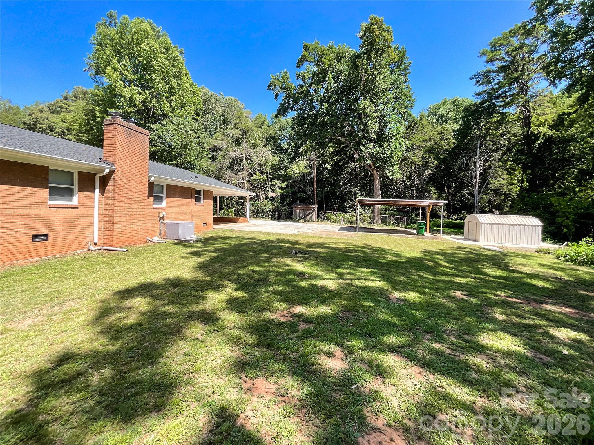 hickory grove - Residential