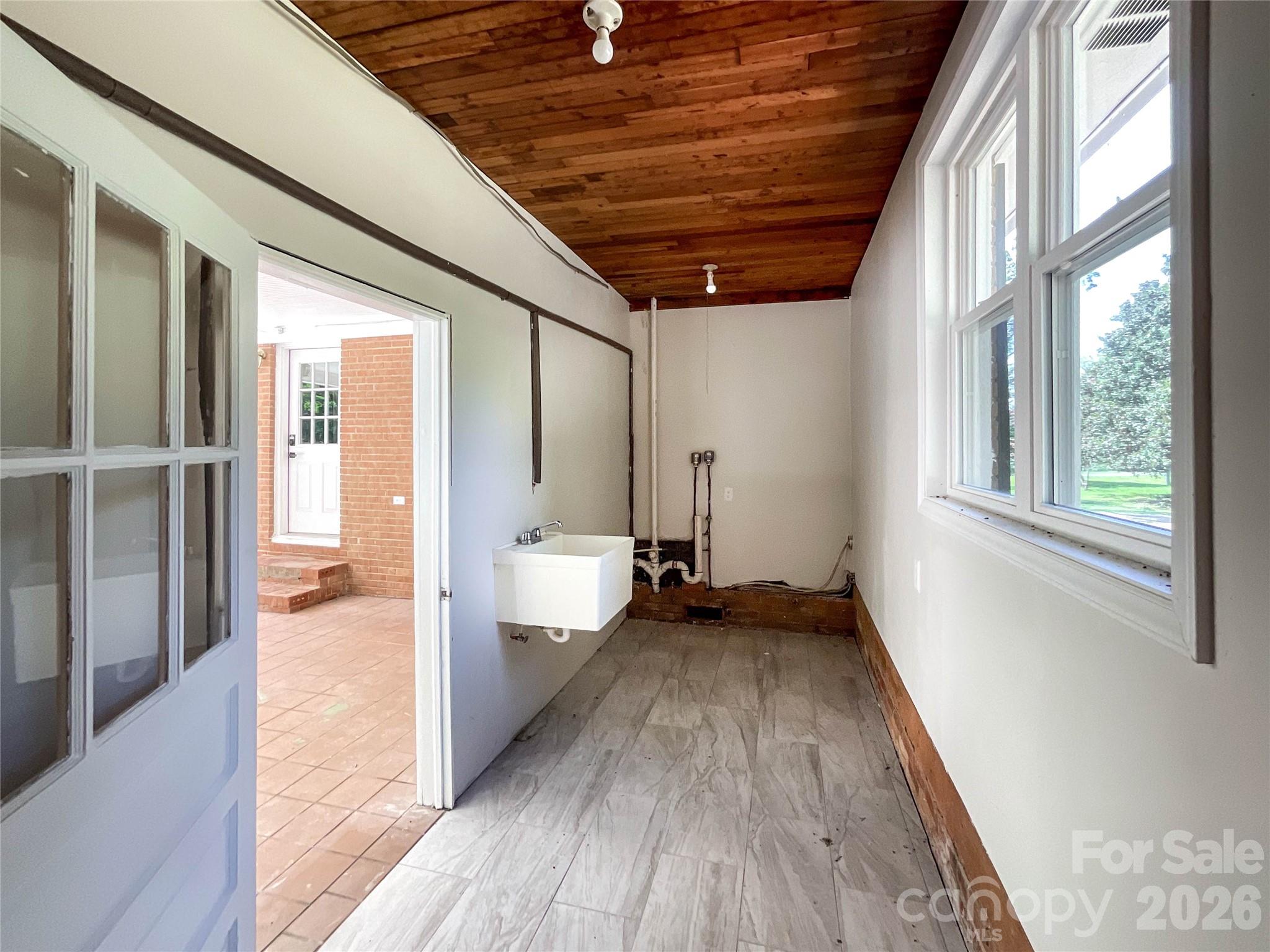 hickory grove - Residential