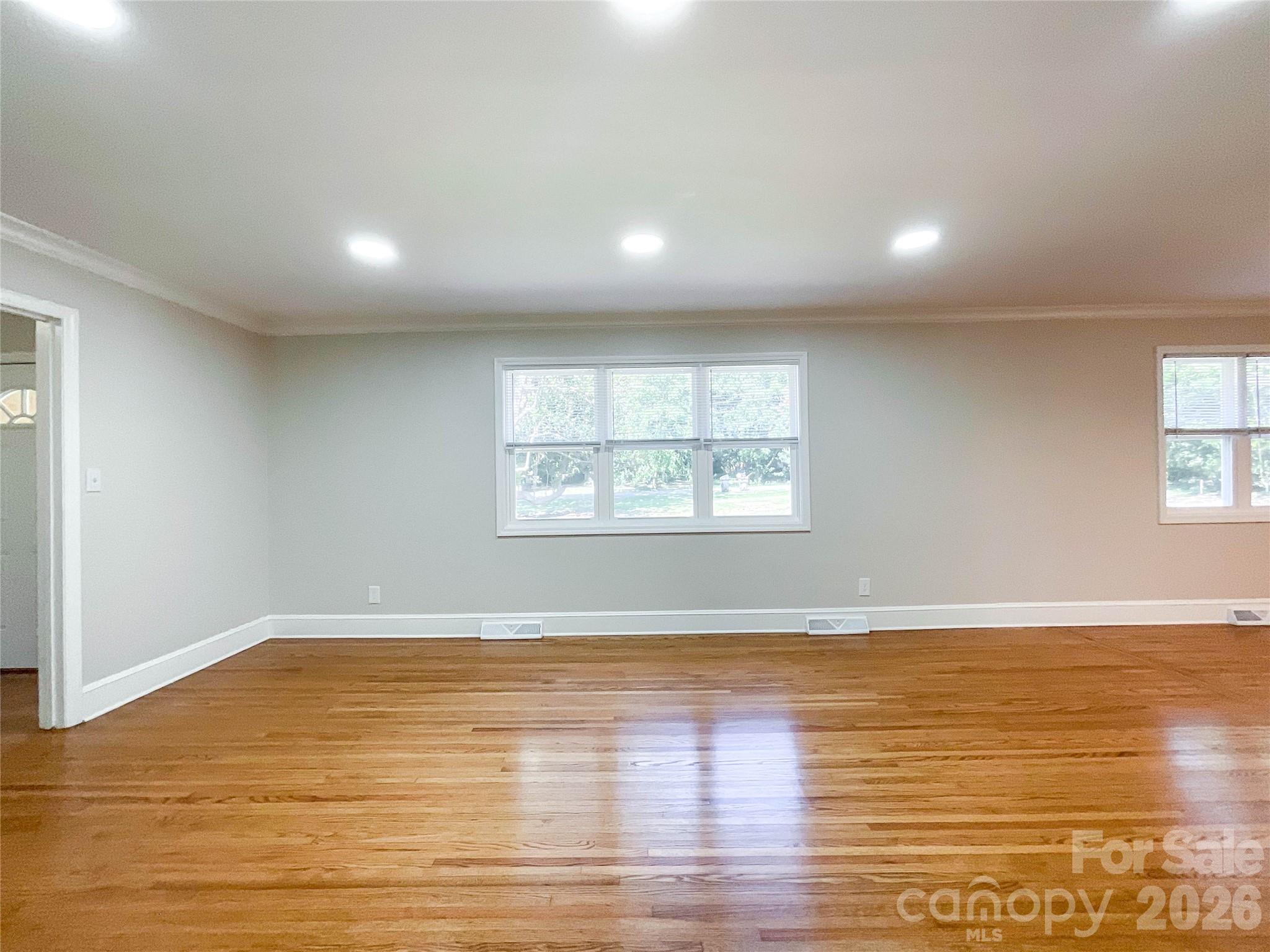 hickory grove - Residential