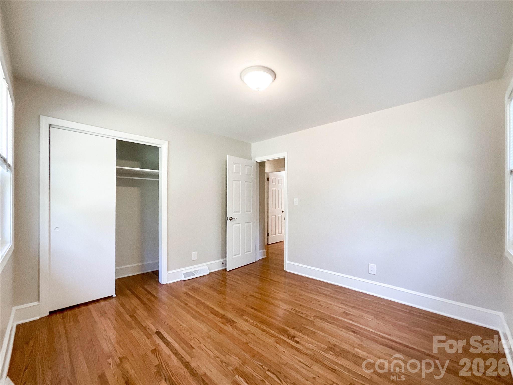 hickory grove - Residential