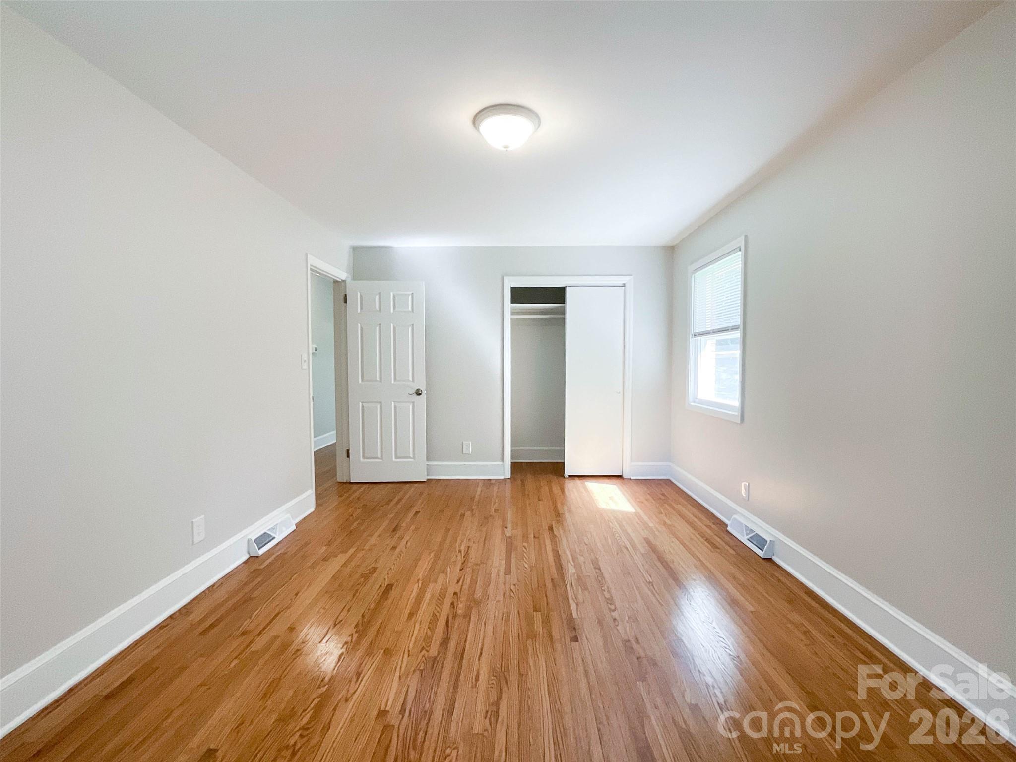 hickory grove - Residential