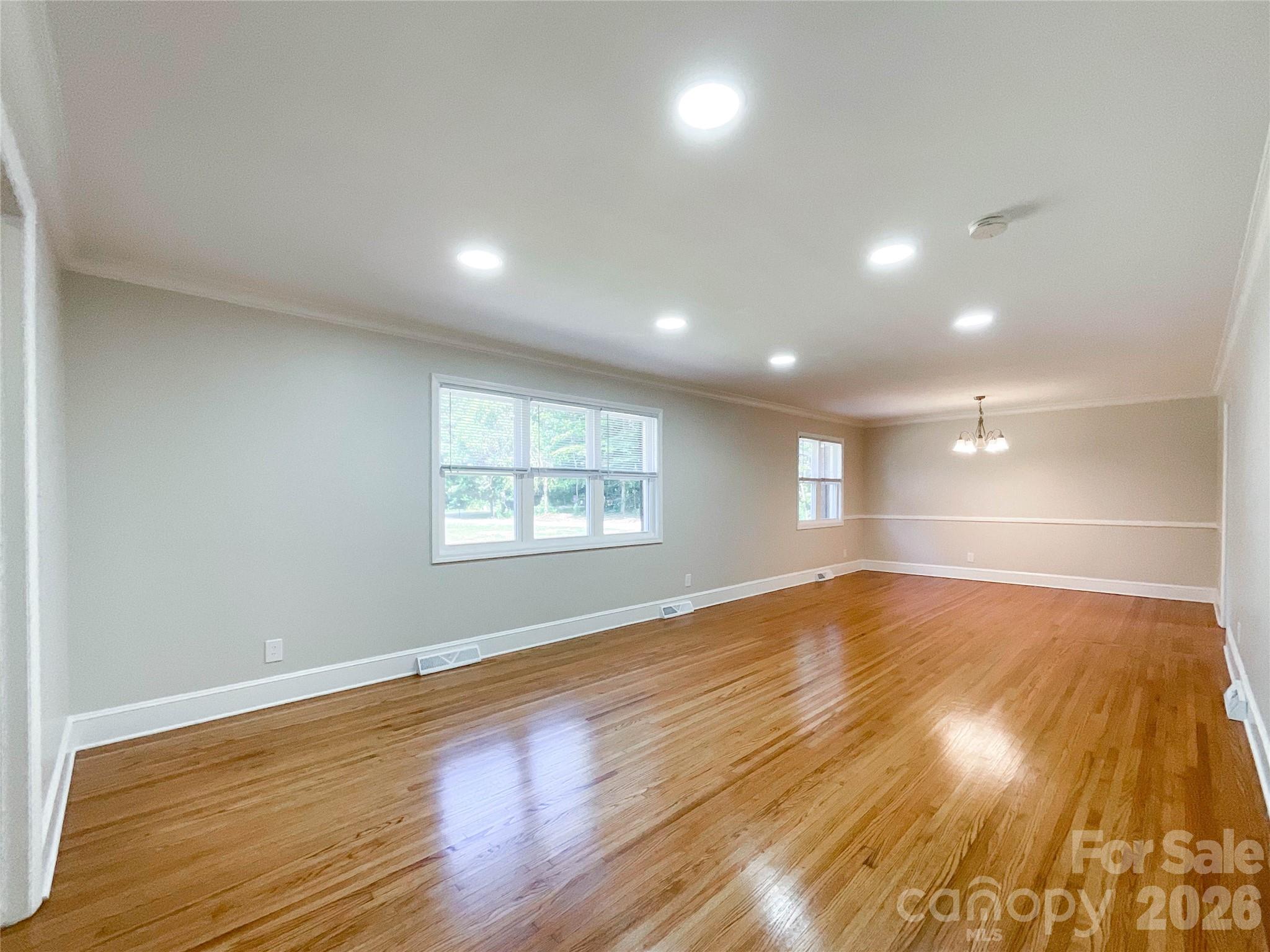 hickory grove - Residential