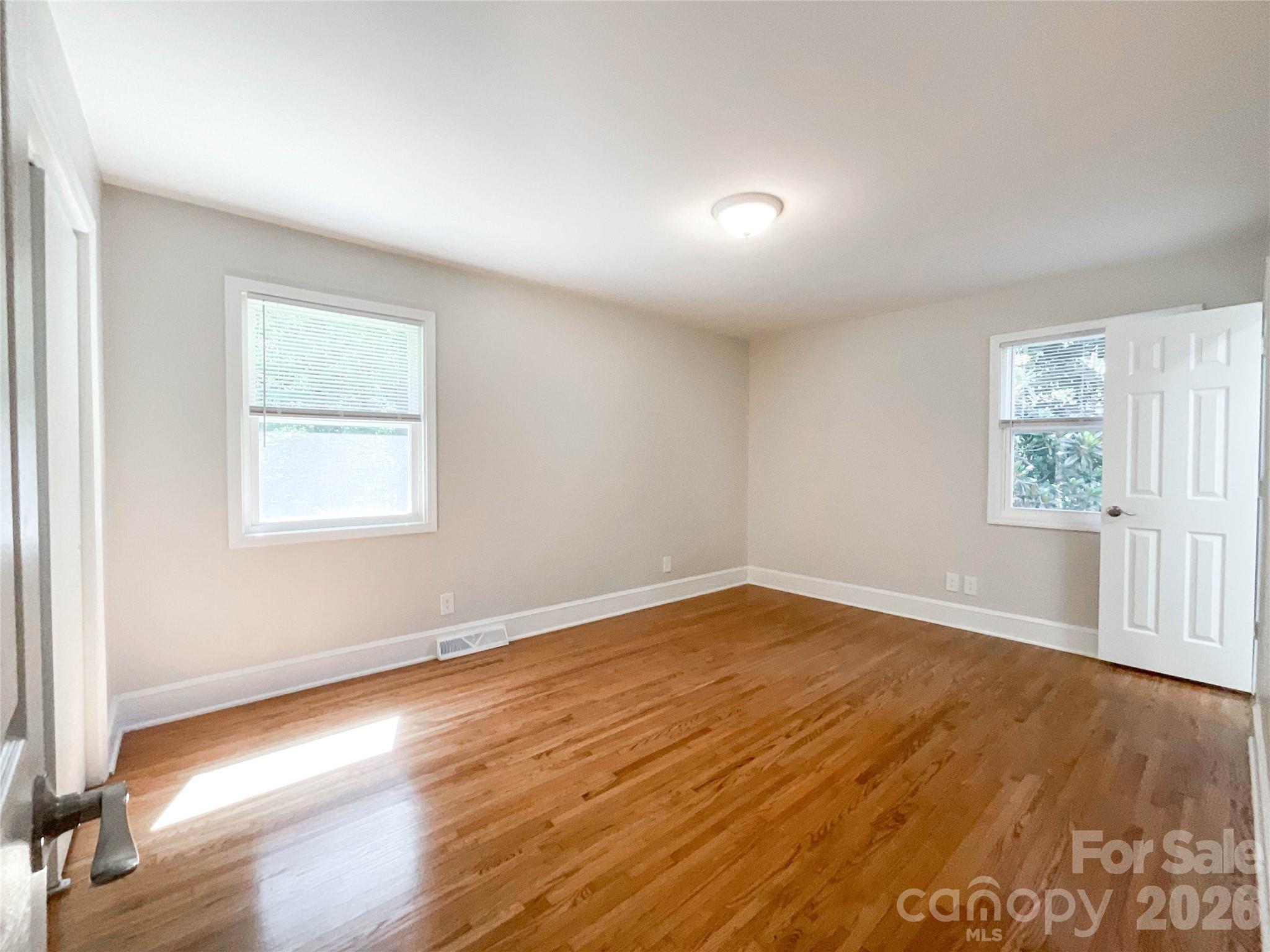 hickory grove - Residential