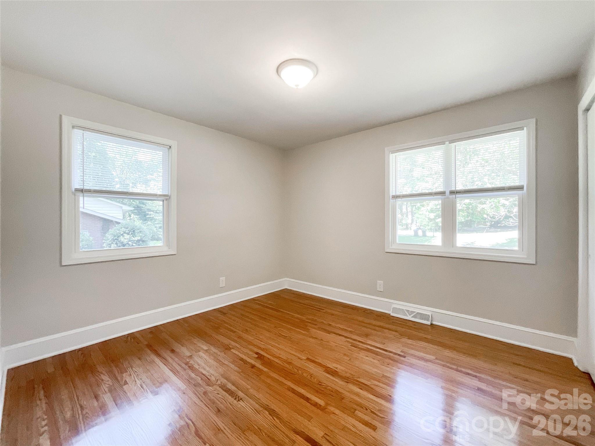 hickory grove - Residential