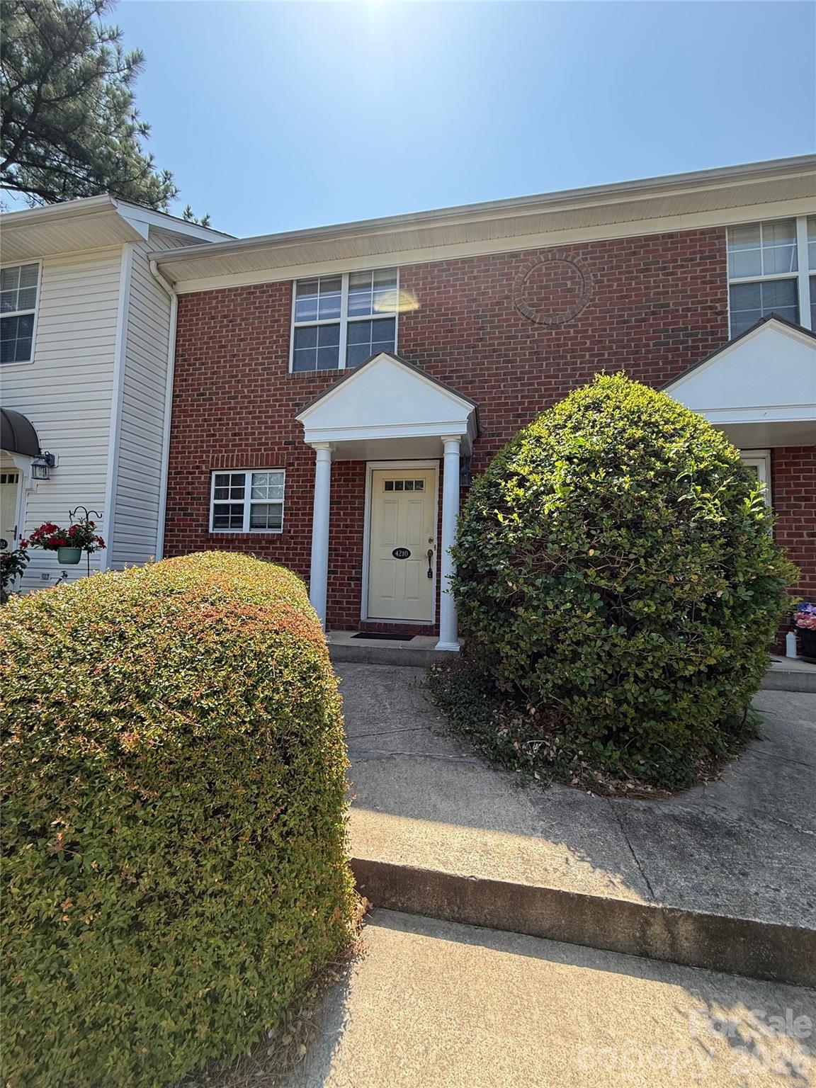 Melrose Townhomes - Residential