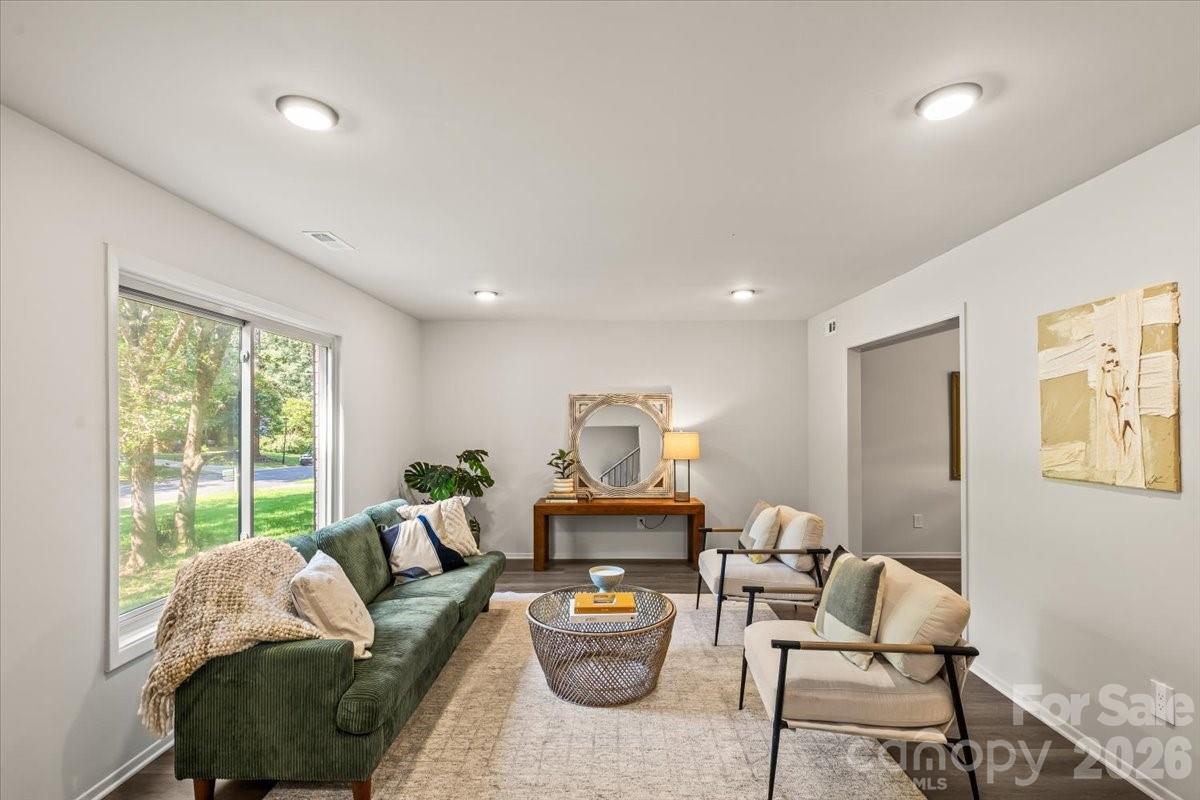 Sardis Forest - Residential