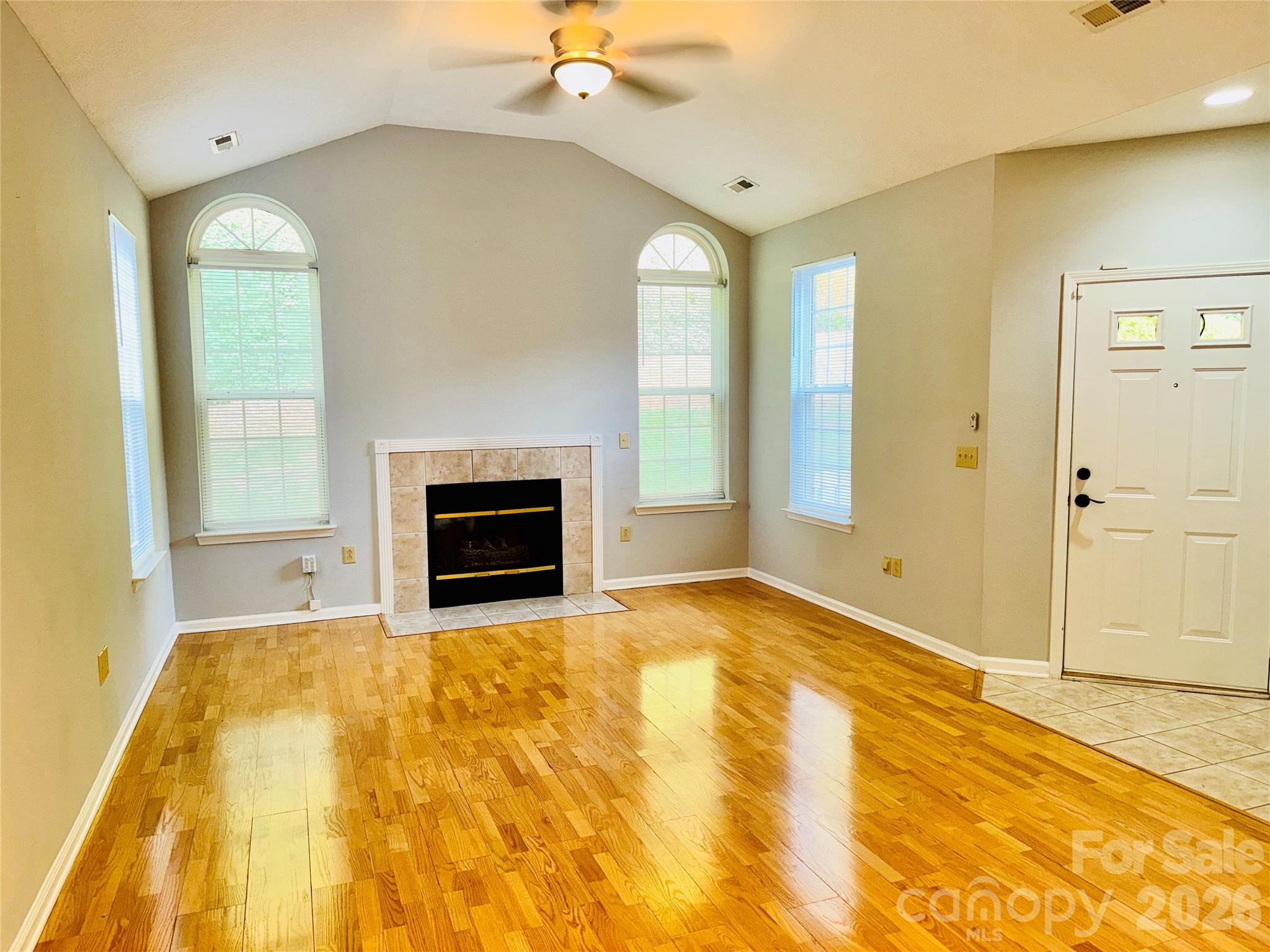 Trellis Pointe - Residential