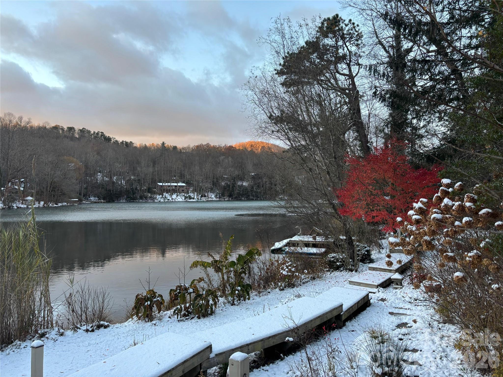 Echo Lake - Residential