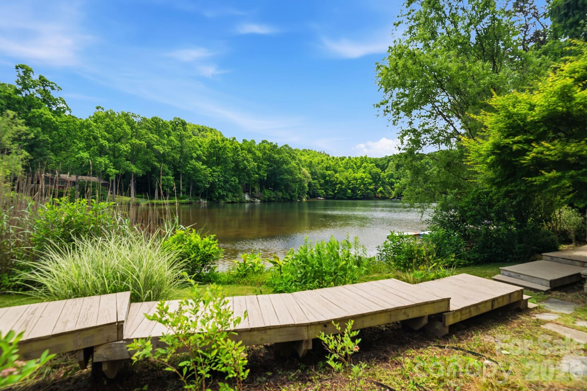 Echo Lake - Residential